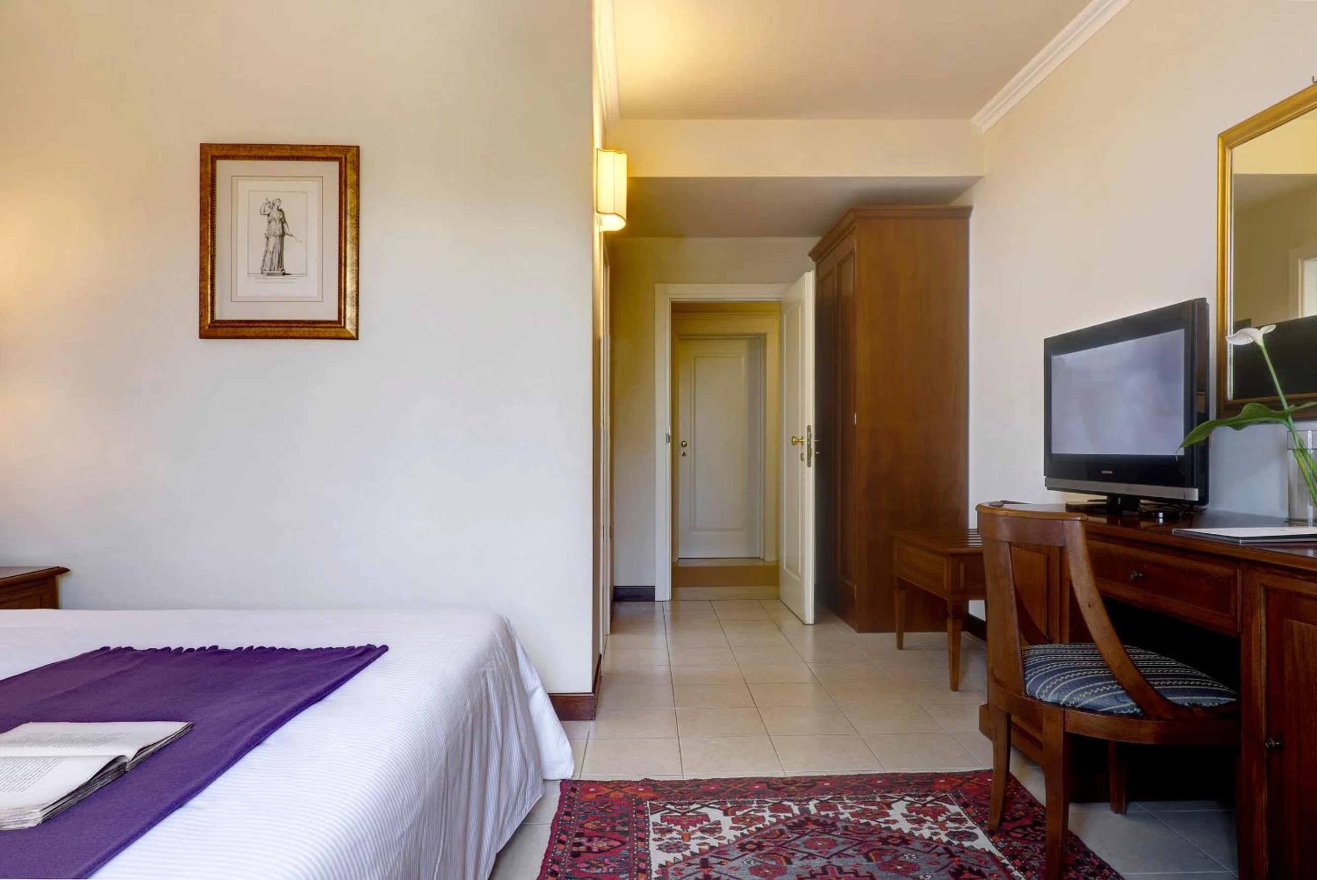 Decorative detail, Bed in Villa Cattani Stuart XVII secolo