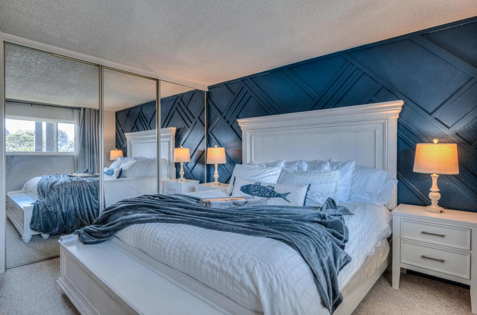 Bed in Surftides Plaza Rentals