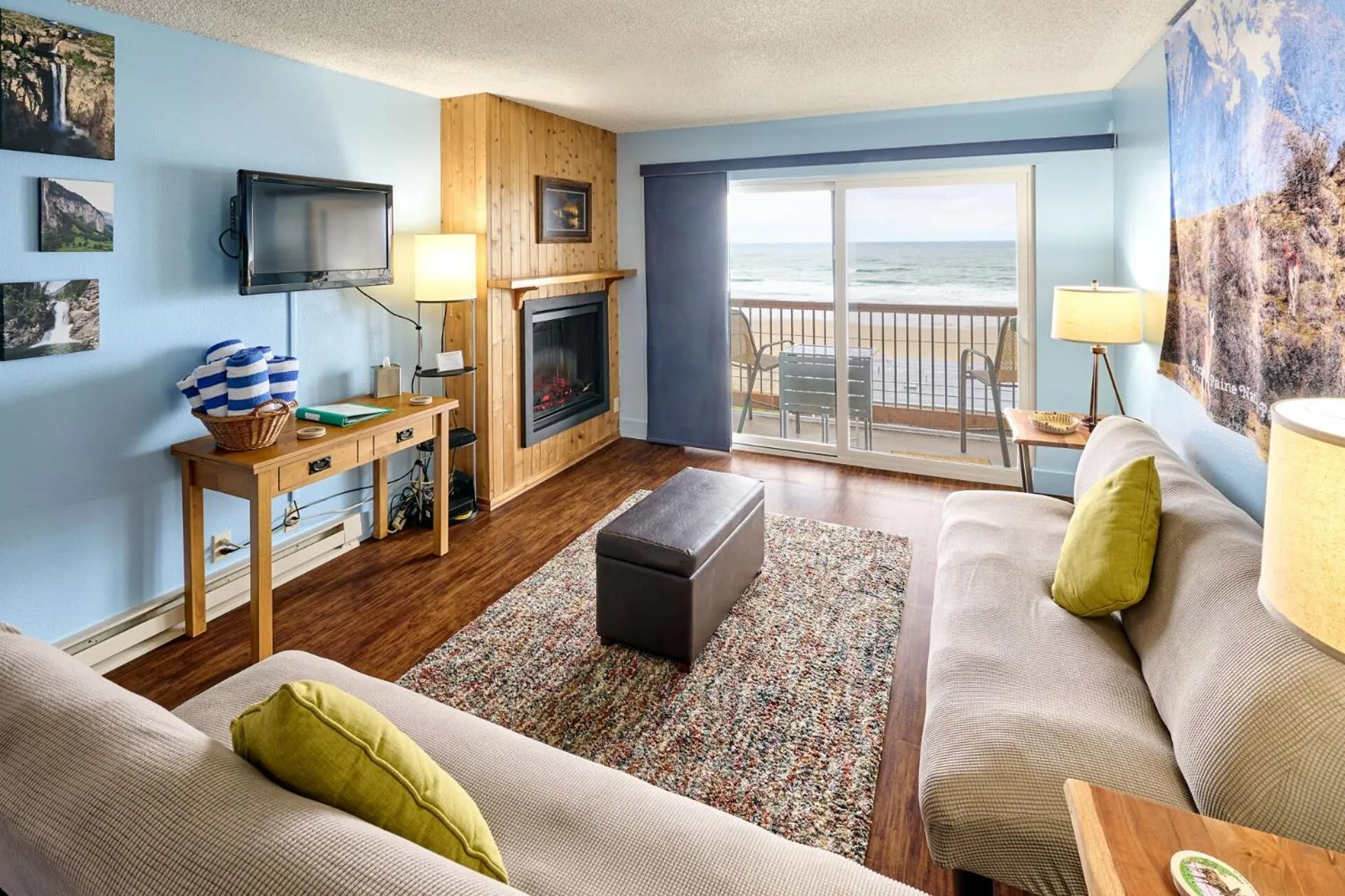 TV and multimedia in Surftides Plaza Rentals