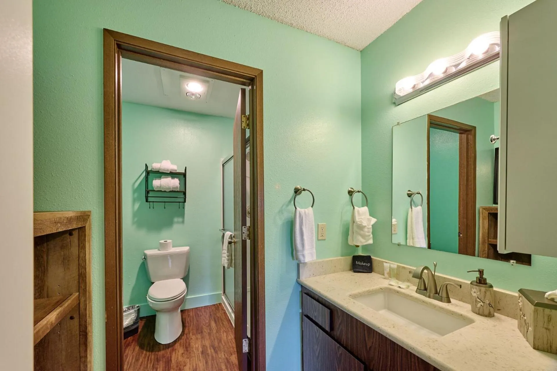 Bathroom in Surftides Plaza Rentals