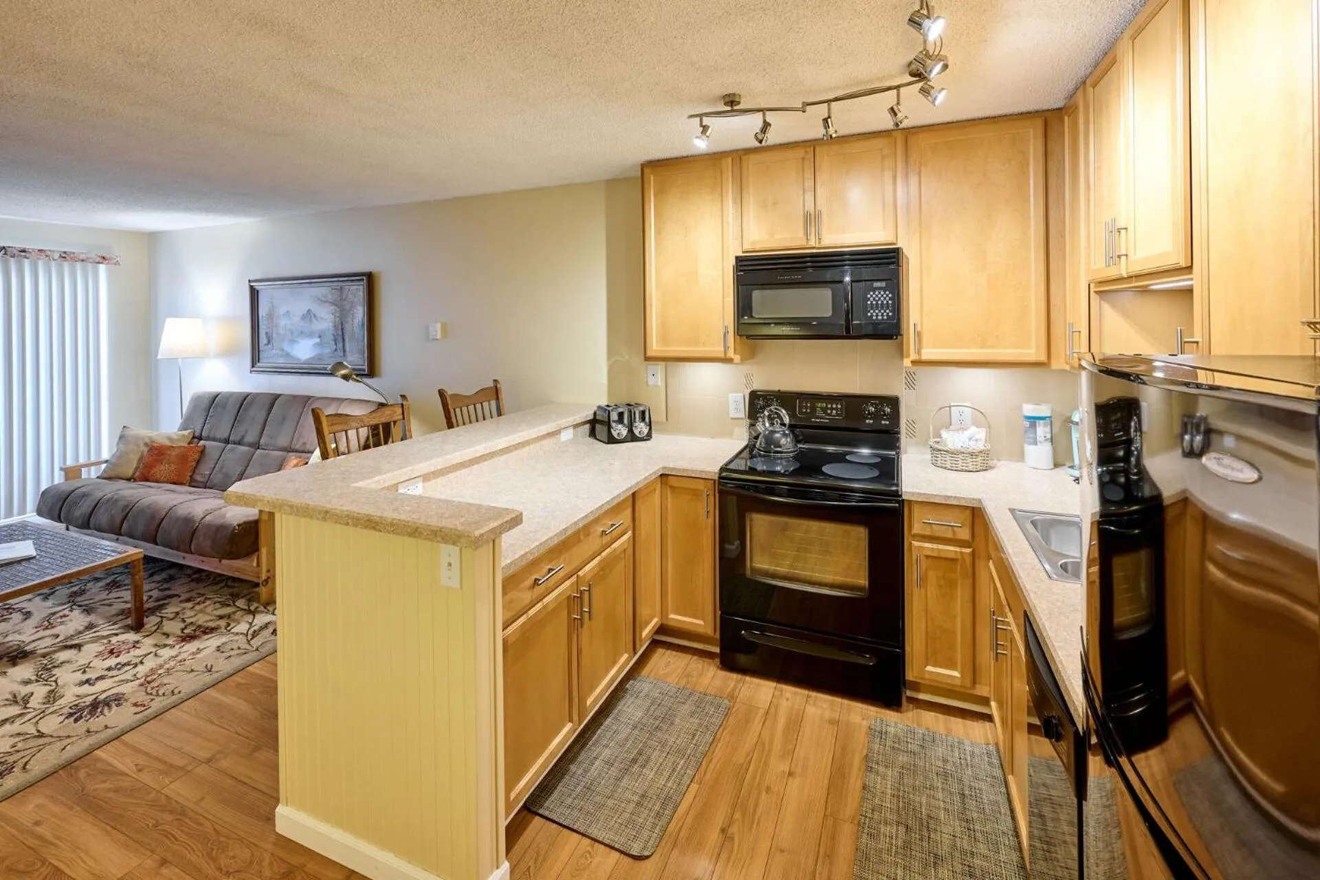 TV and multimedia in Surftides Plaza Rentals