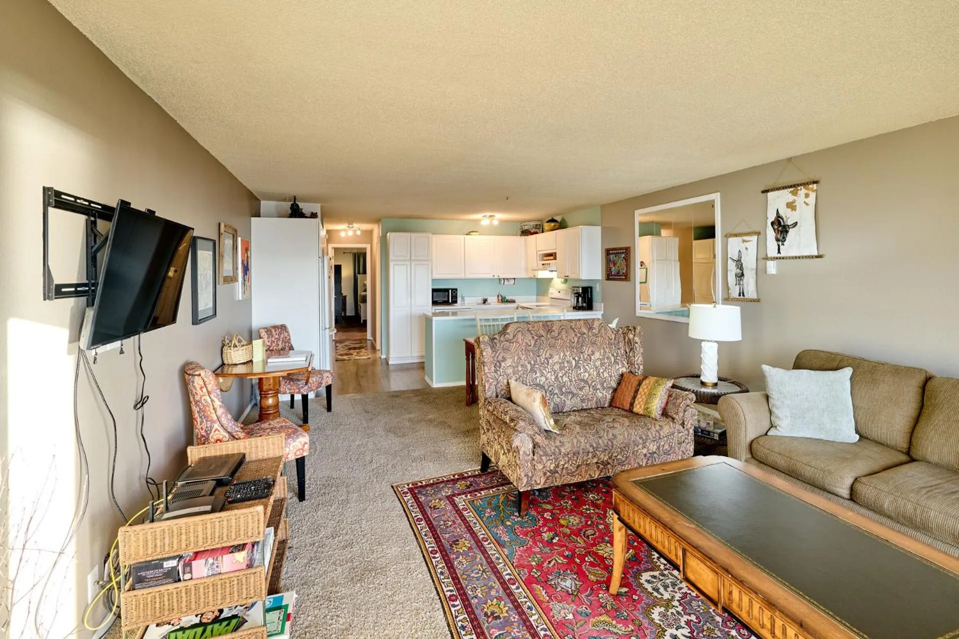 TV and multimedia in Surftides Plaza Rentals