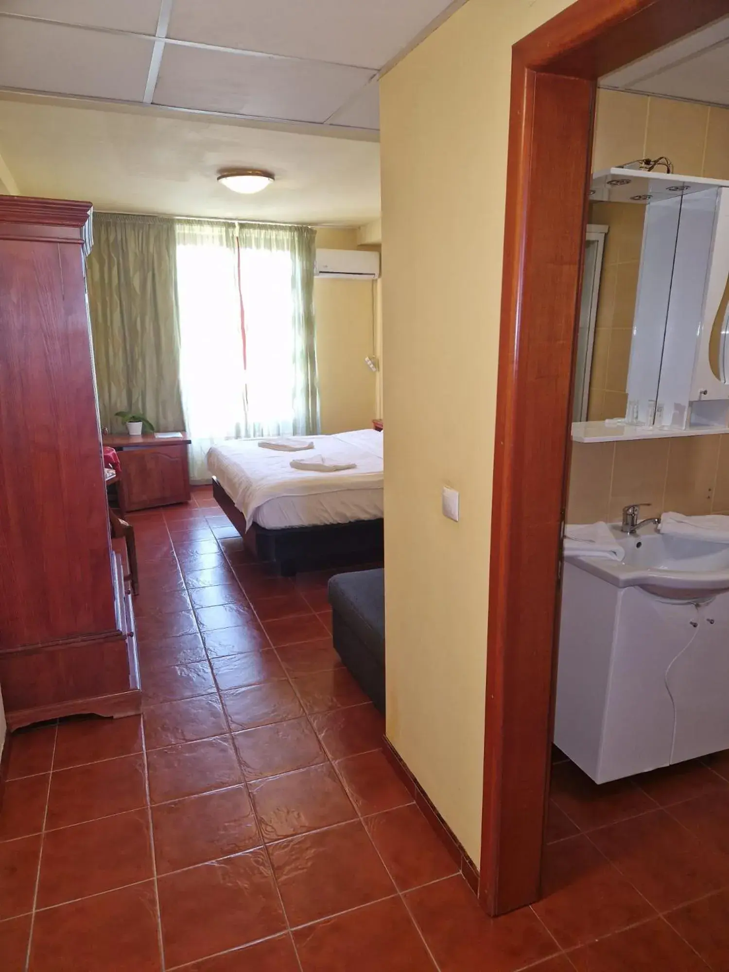 Economy Double Room in Hotel Francesca Economy Double Room in Hotel Francesca