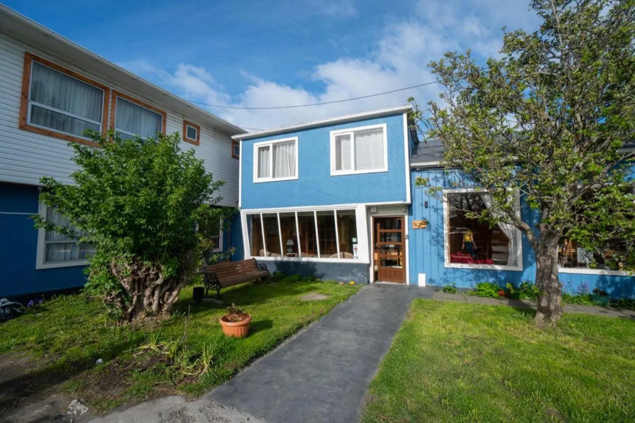 Property building in Hostal Los Pinos