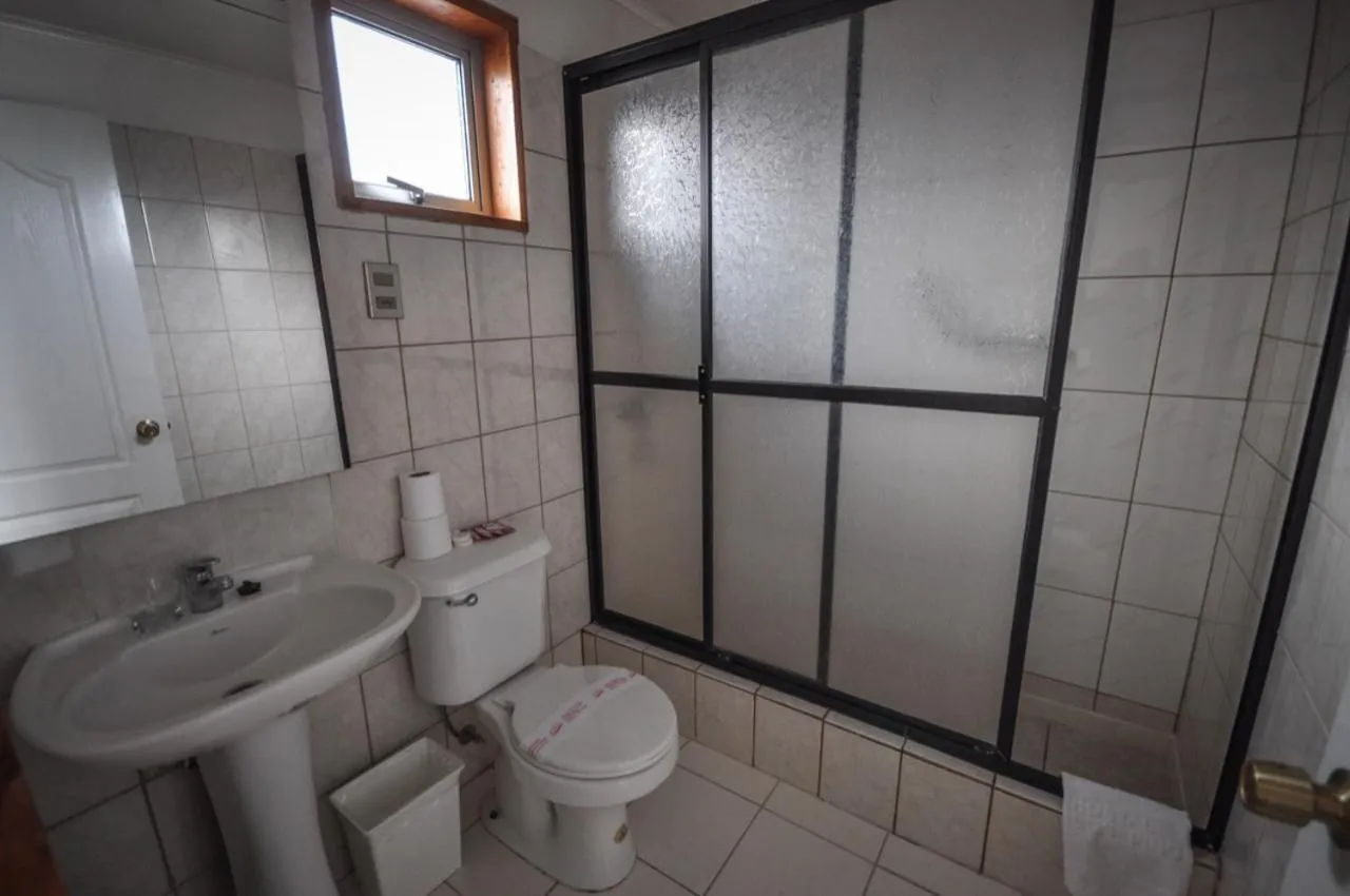 Bathroom in Hostal Los Pinos