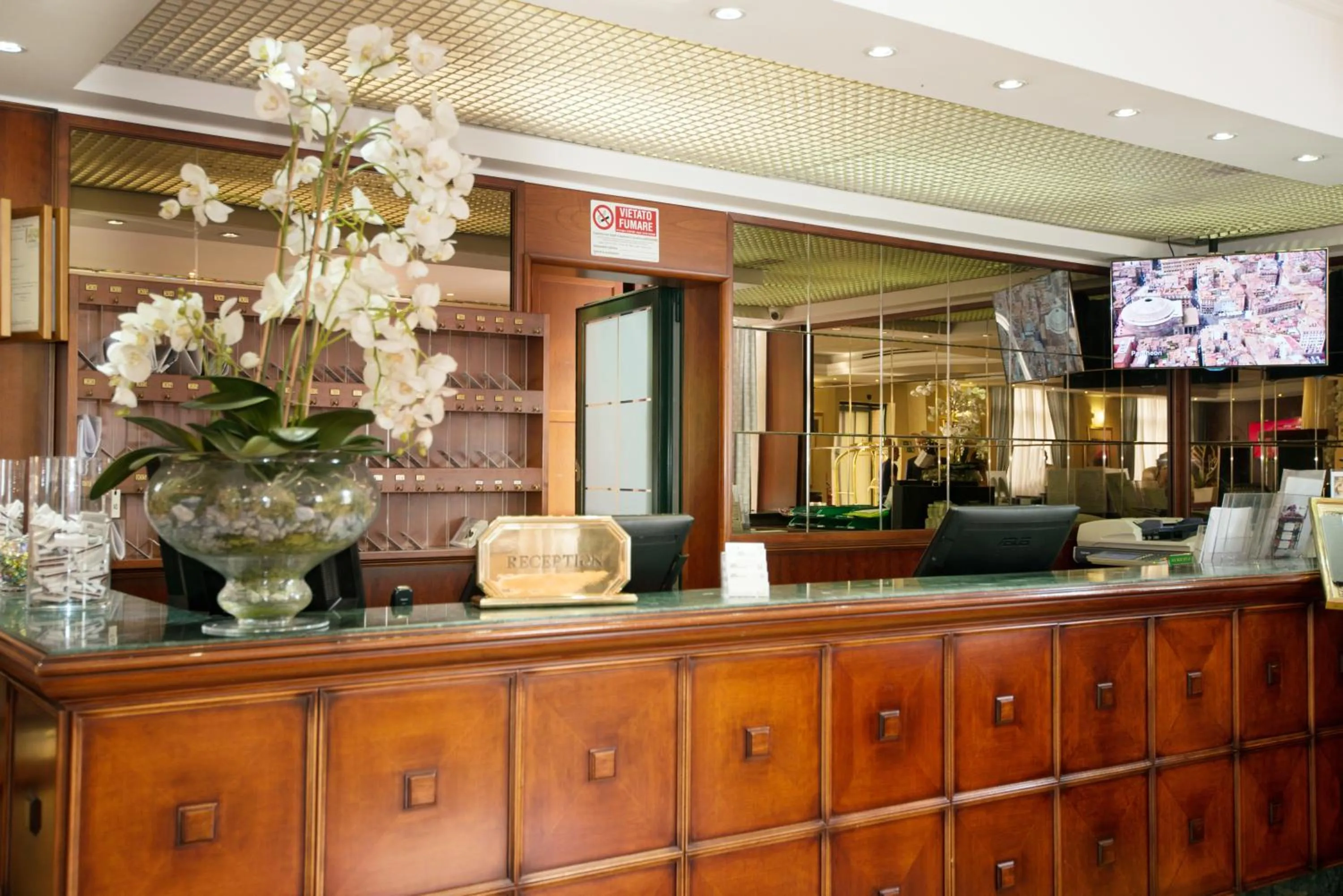 Lobby or reception in As Hotel Dei Giovi