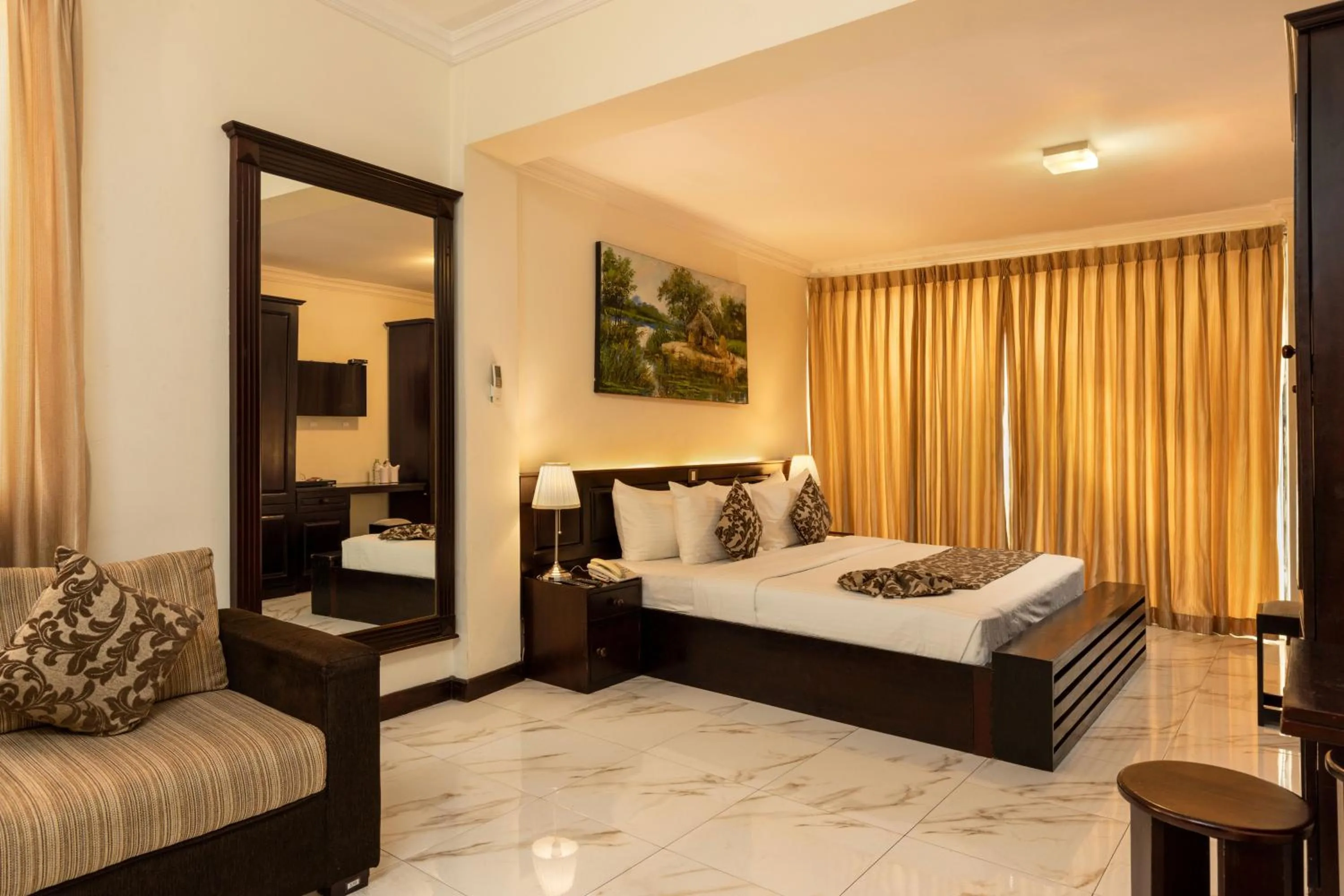 Photo of the whole room, Bed in Cafe Aroma Inn