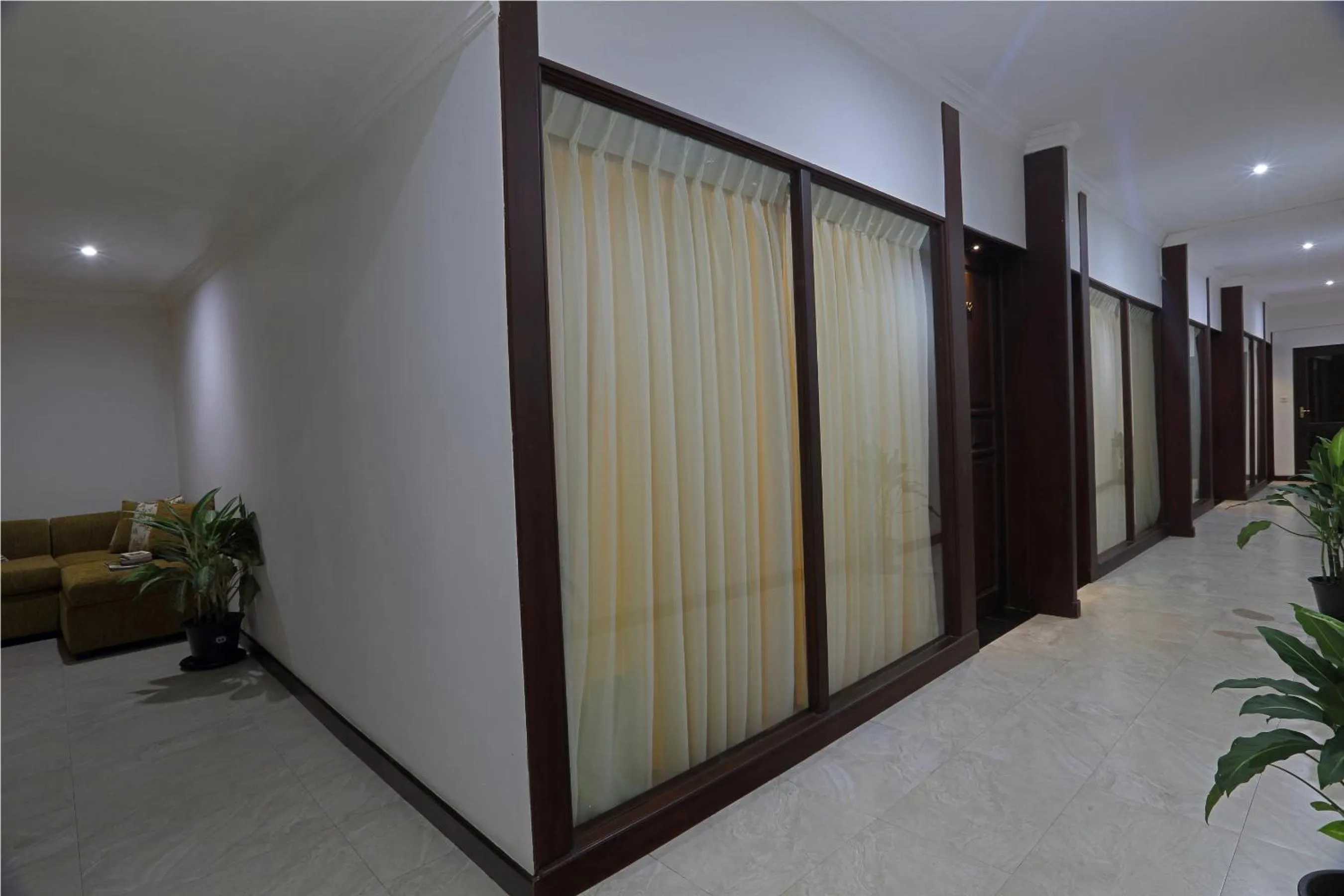 Lobby or reception in Cafe Aroma Inn