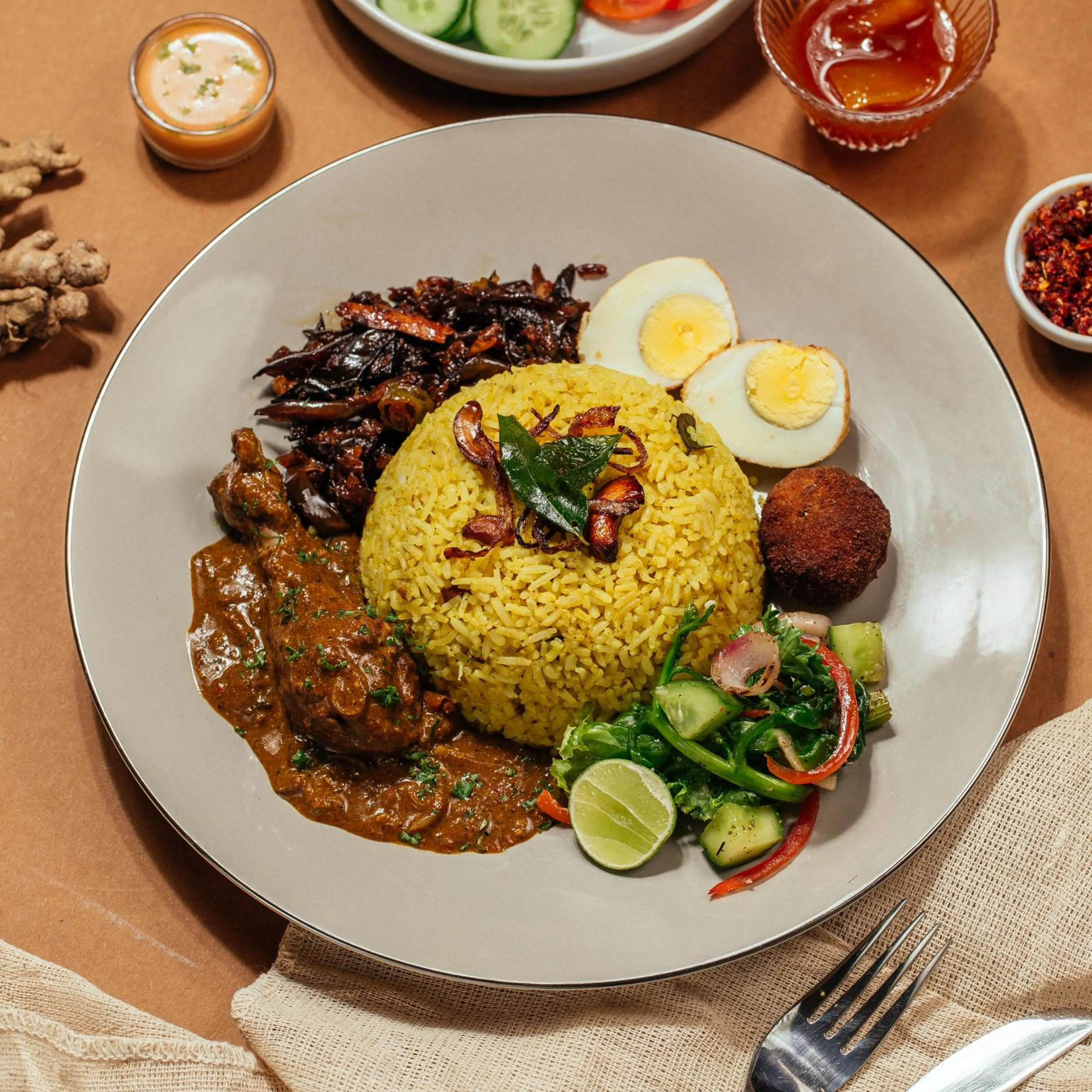 Food in Cafe Aroma Inn