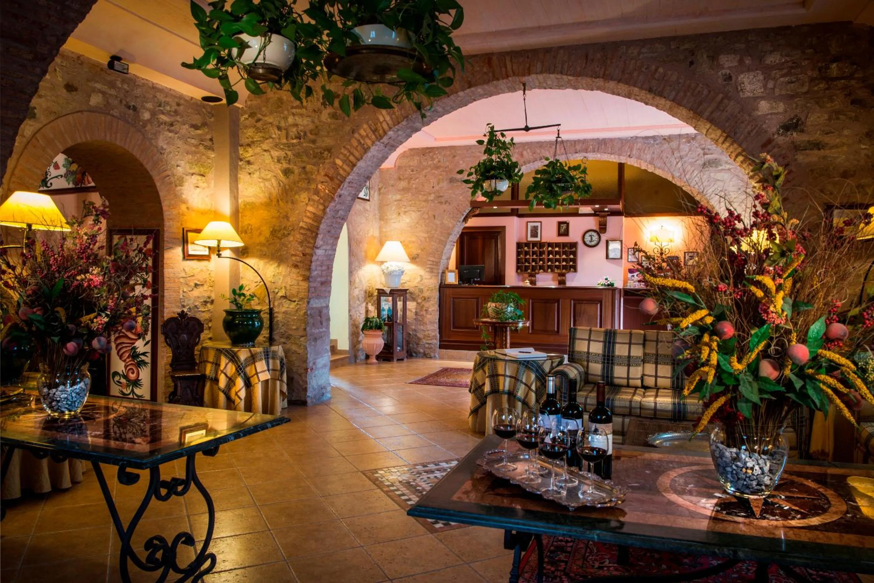 Lobby or reception in Relais Abbazia Santa Anastasia Resort & Winery