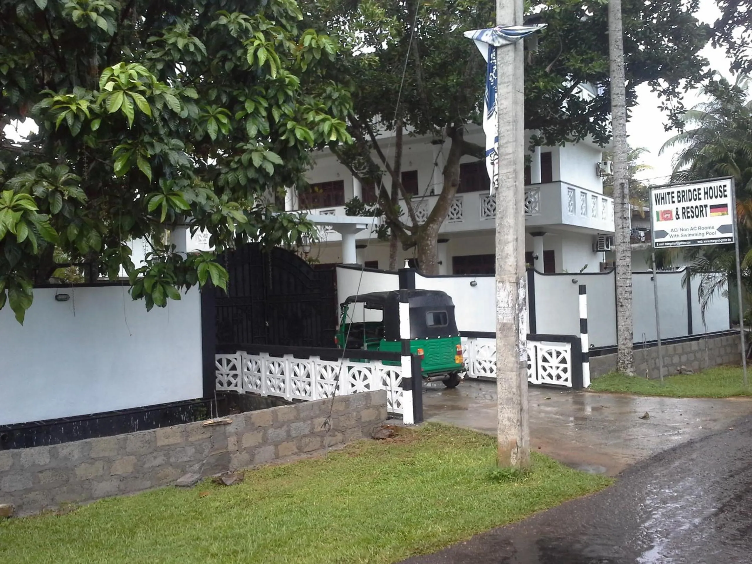 White Bridge House & Resort