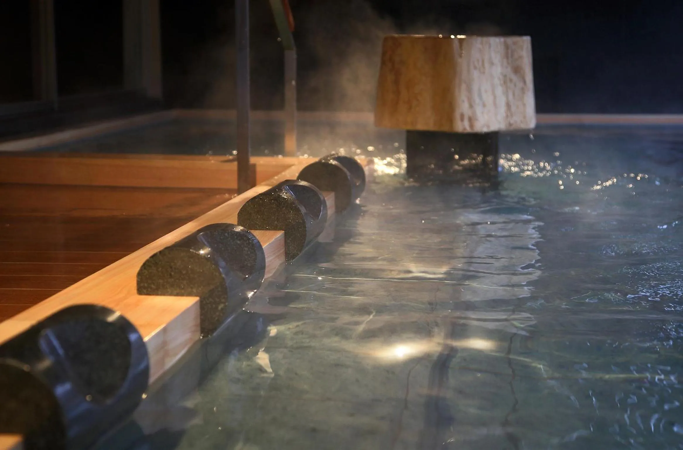 Hot Spring Bath in Nanaeyae