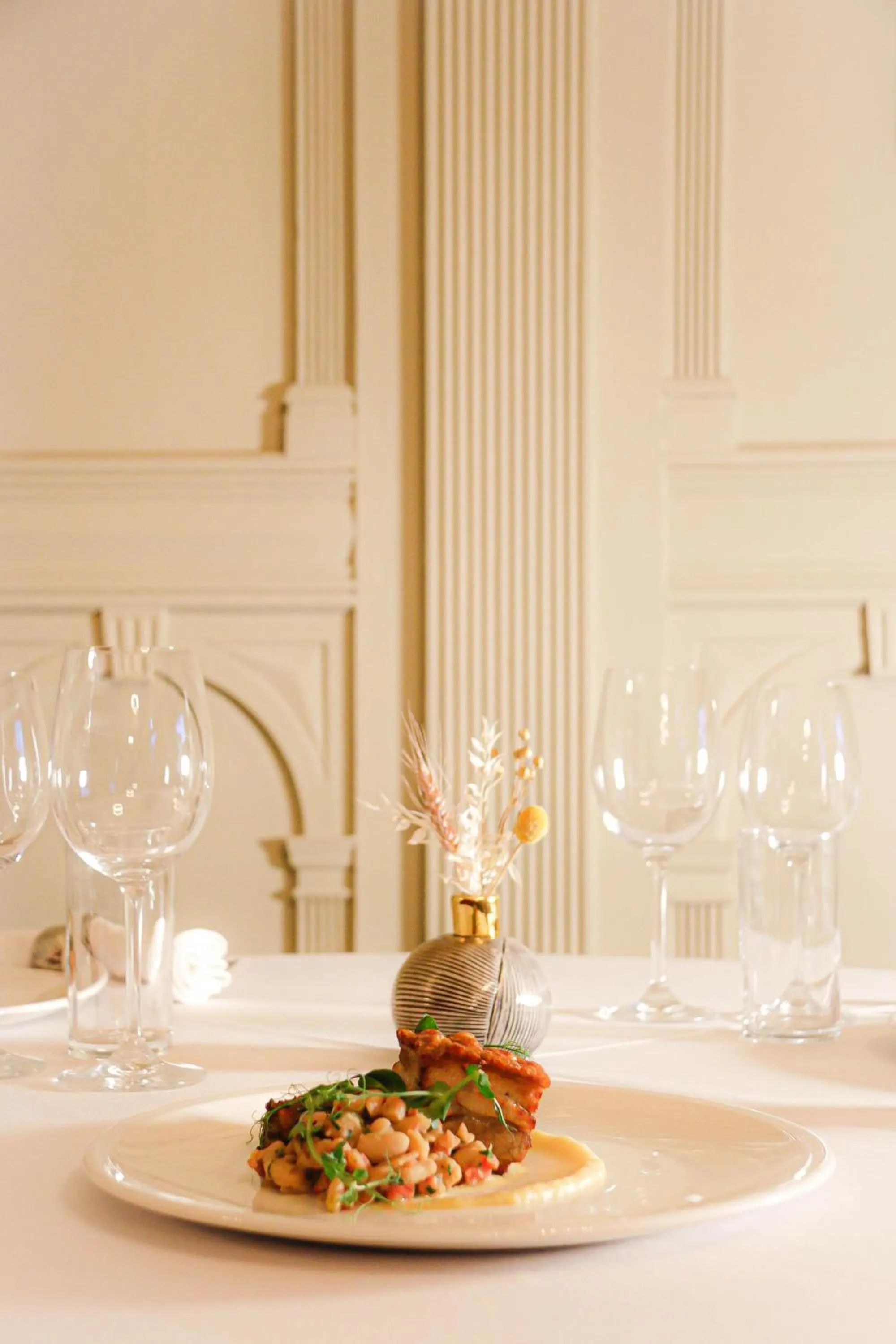 Food and drinks in HIGHFIELD