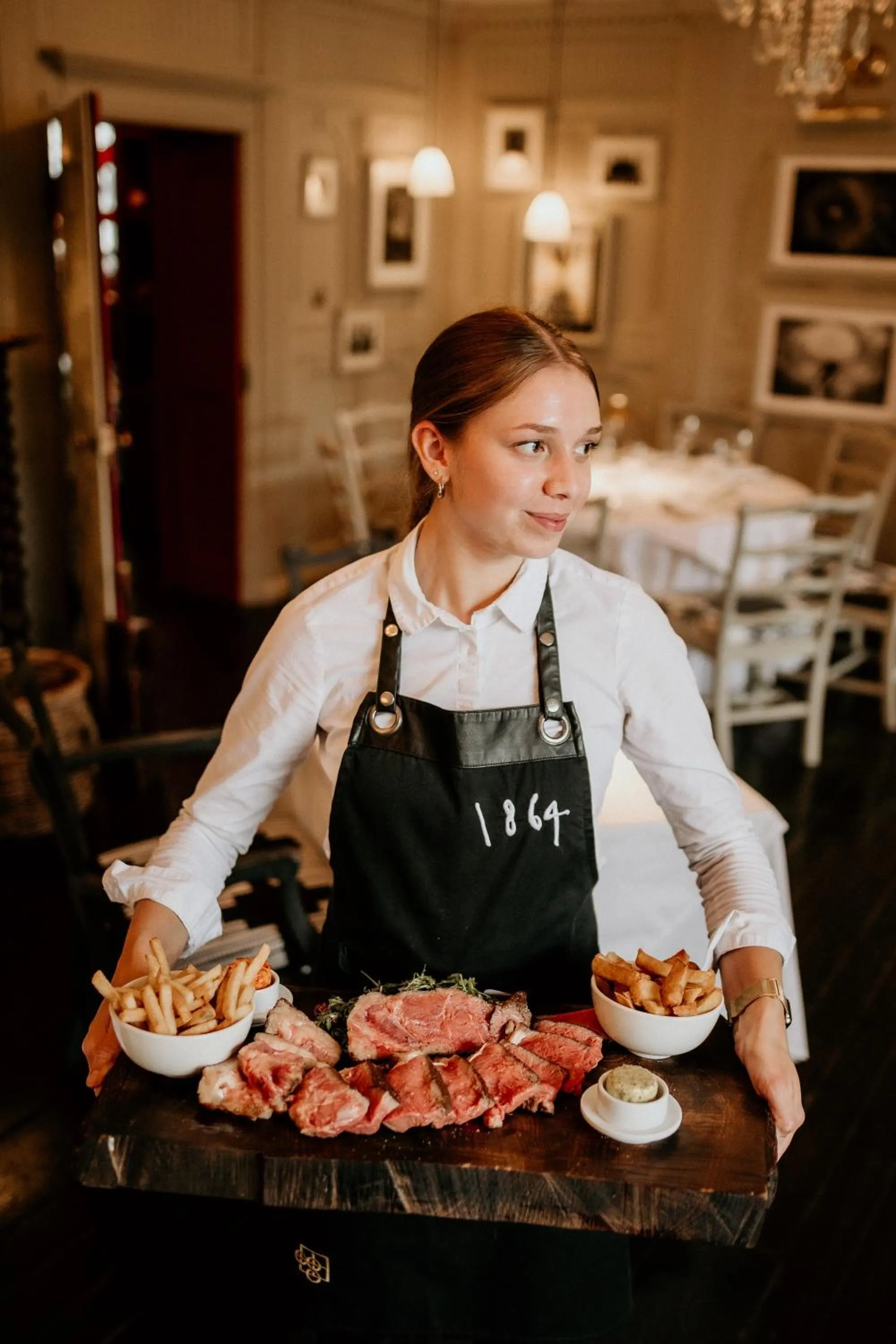 Restaurant/places to eat in HIGHFIELD