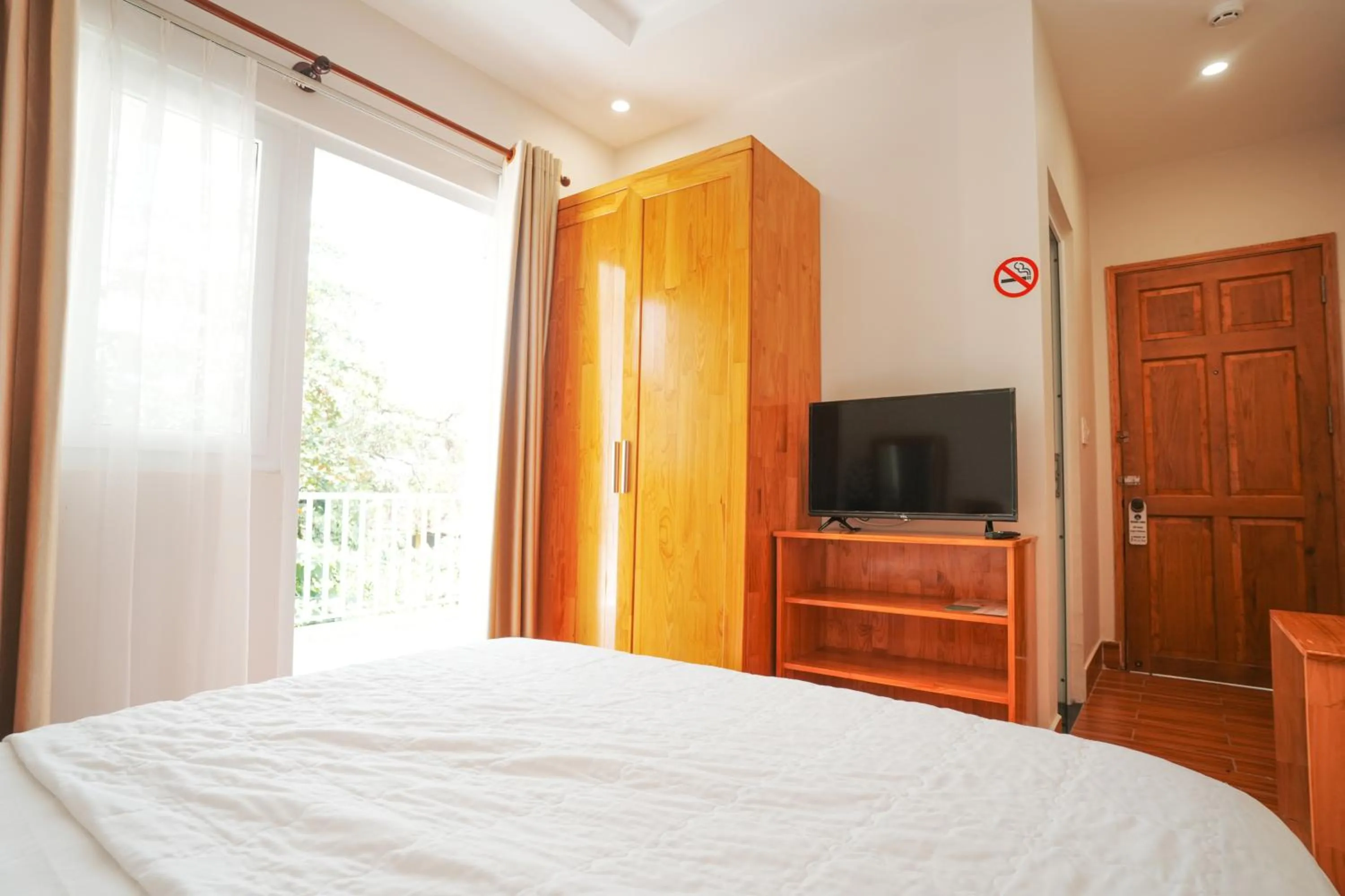 Photo of the whole room in Soho Inn