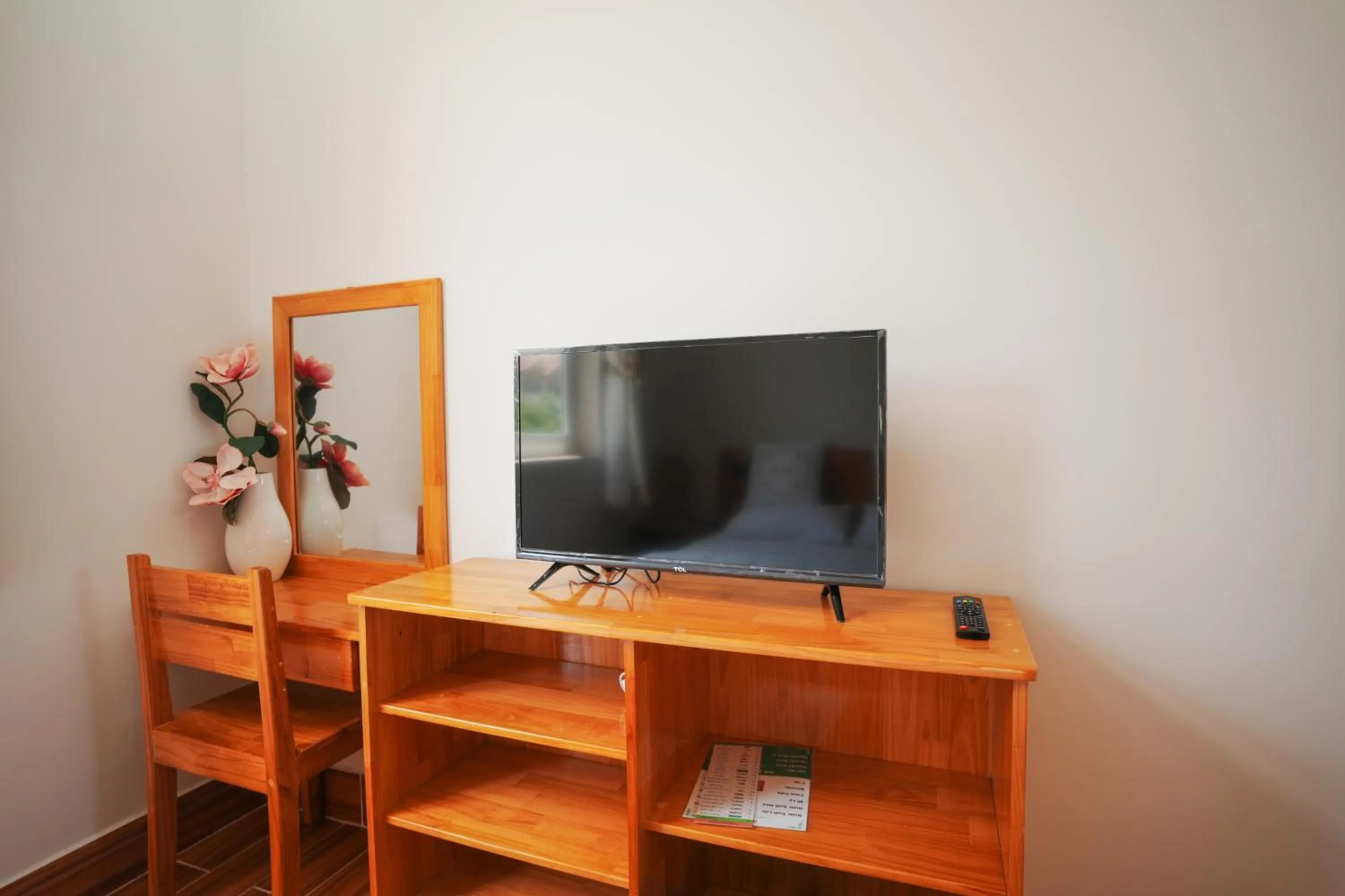 TV and multimedia in Soho Inn