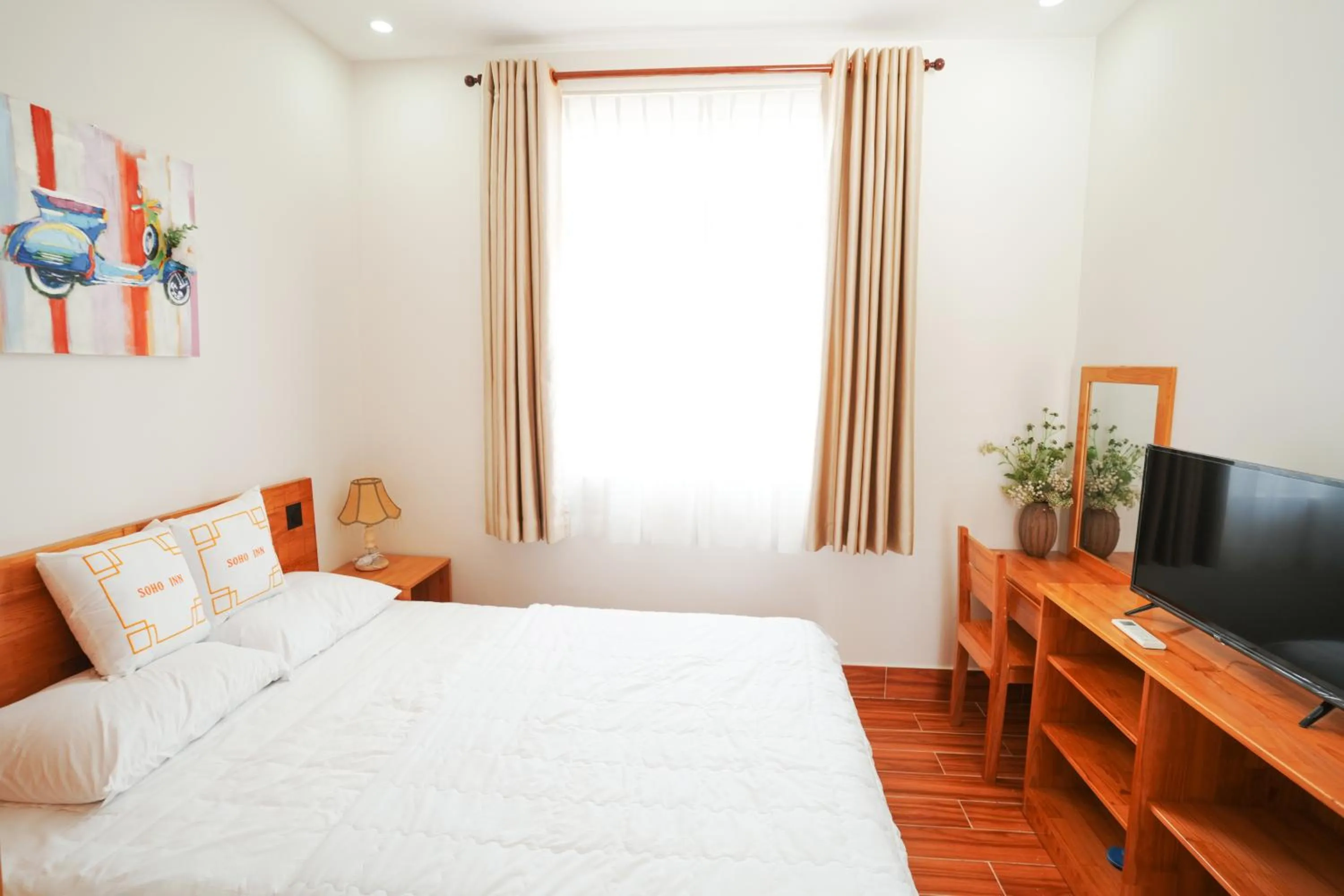 Photo of the whole room in Soho Inn