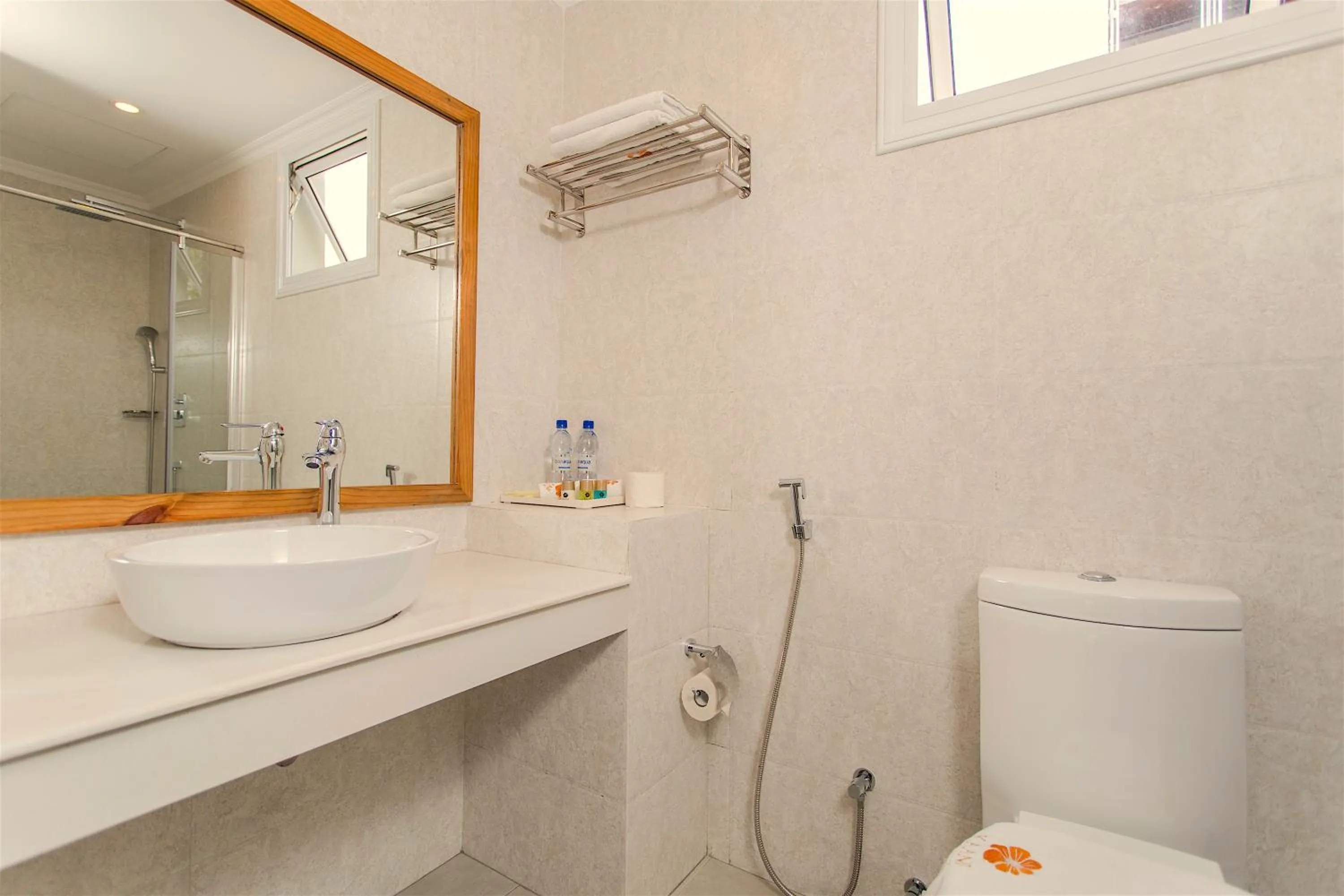 Toilet in Kaani Village & Spa