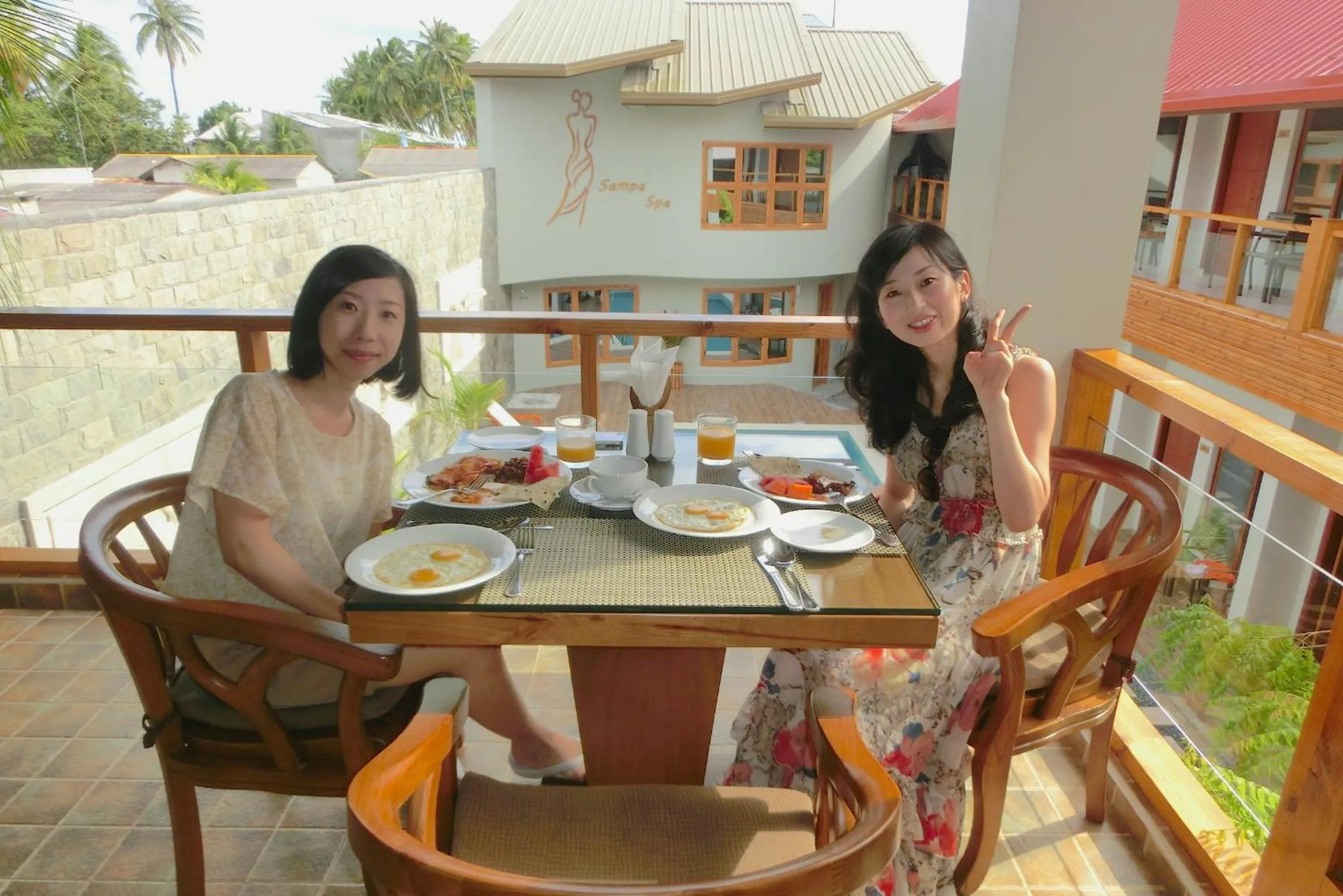 Guests in Kaani Village & Spa