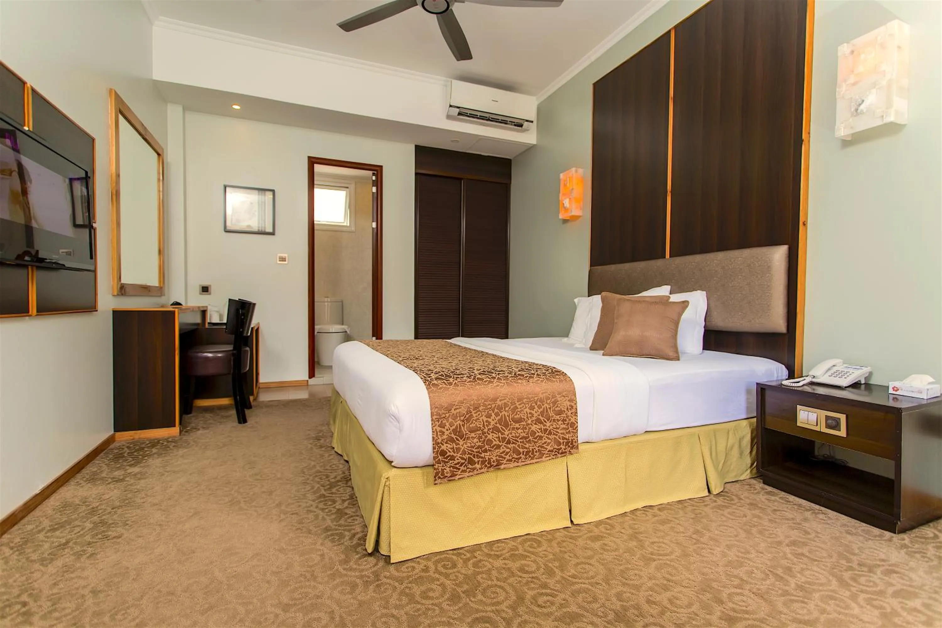 Bedroom, Bed in Kaani Village & Spa