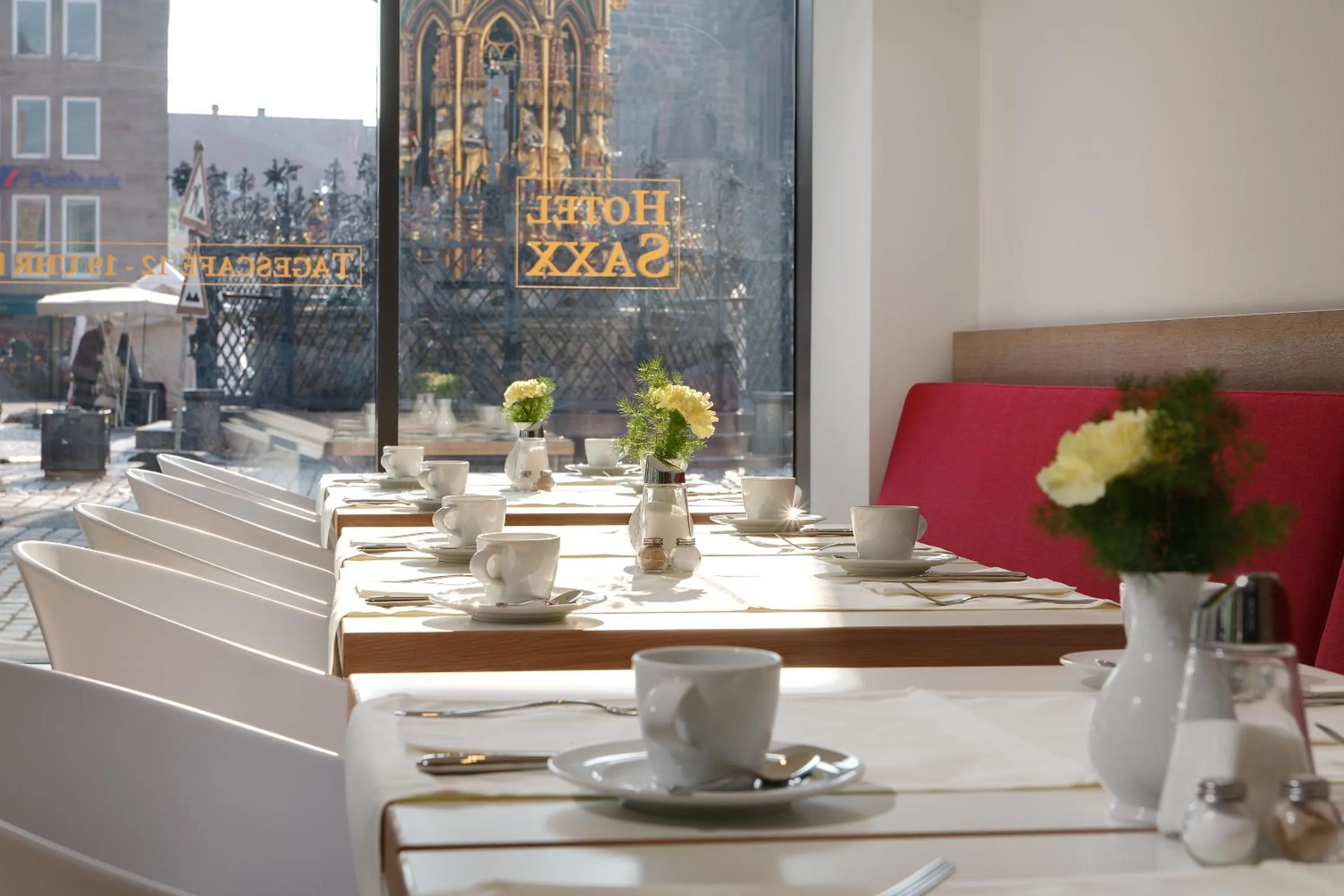 Restaurant/places to eat in Sorat Hotel Saxx Nürnberg