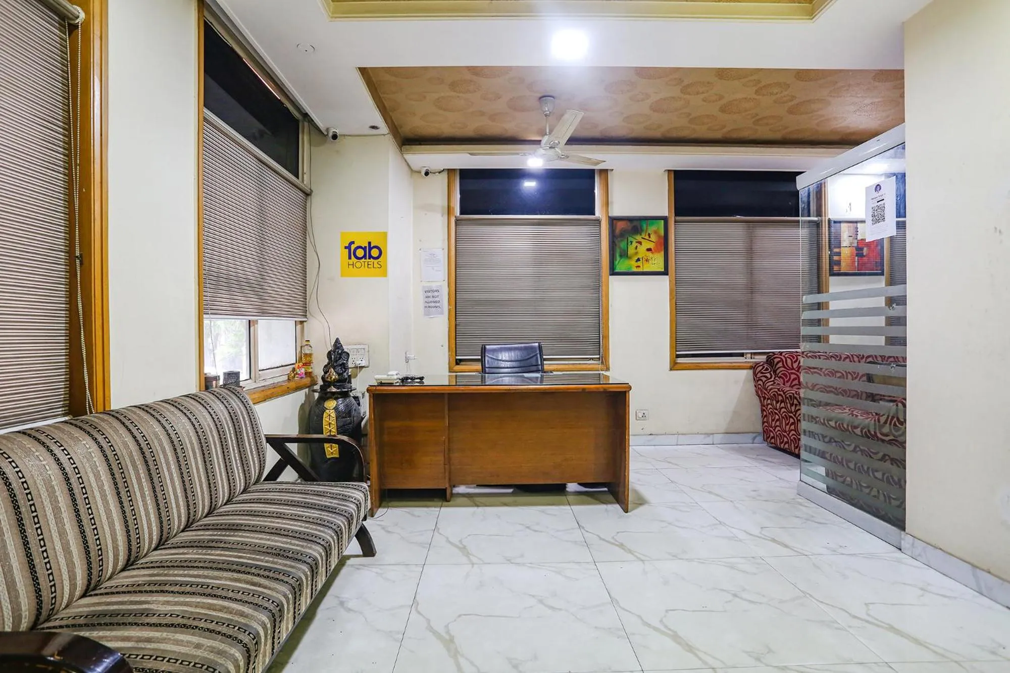 Lobby or reception in FabHotel Blue Moon Home Stay
