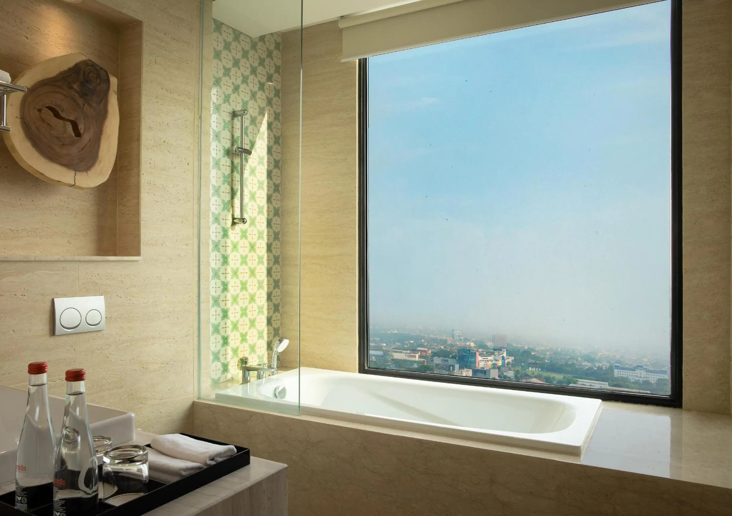 Bathroom in Trembesi Hotel