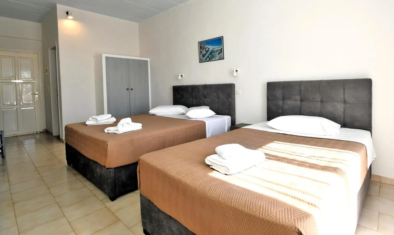 Bed in Vanas Apartments