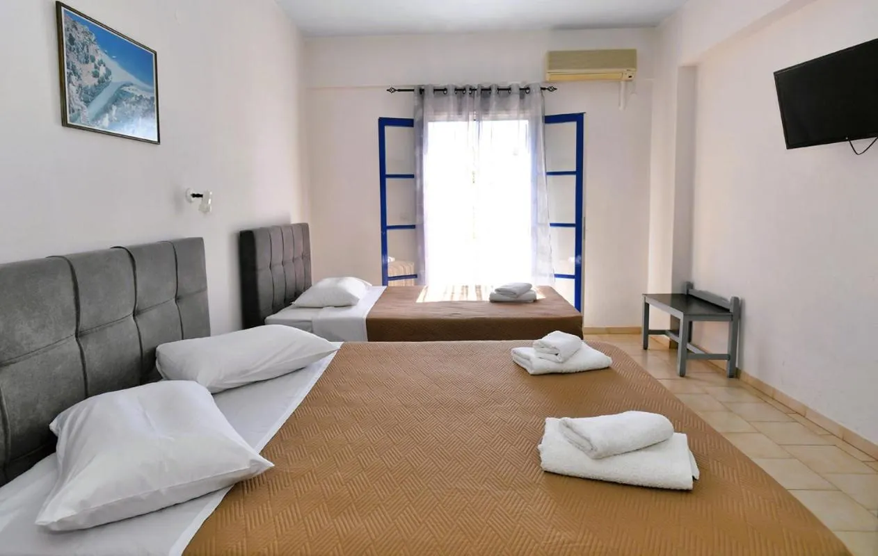 Bed in Vanas Apartments