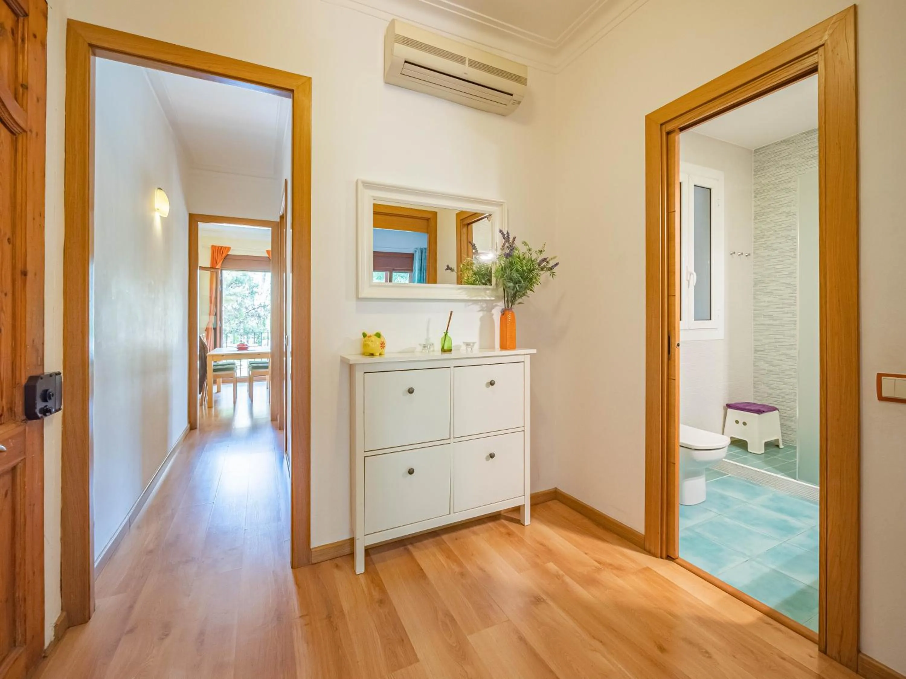 Photo of the whole room in Absolute Sagrada Familia