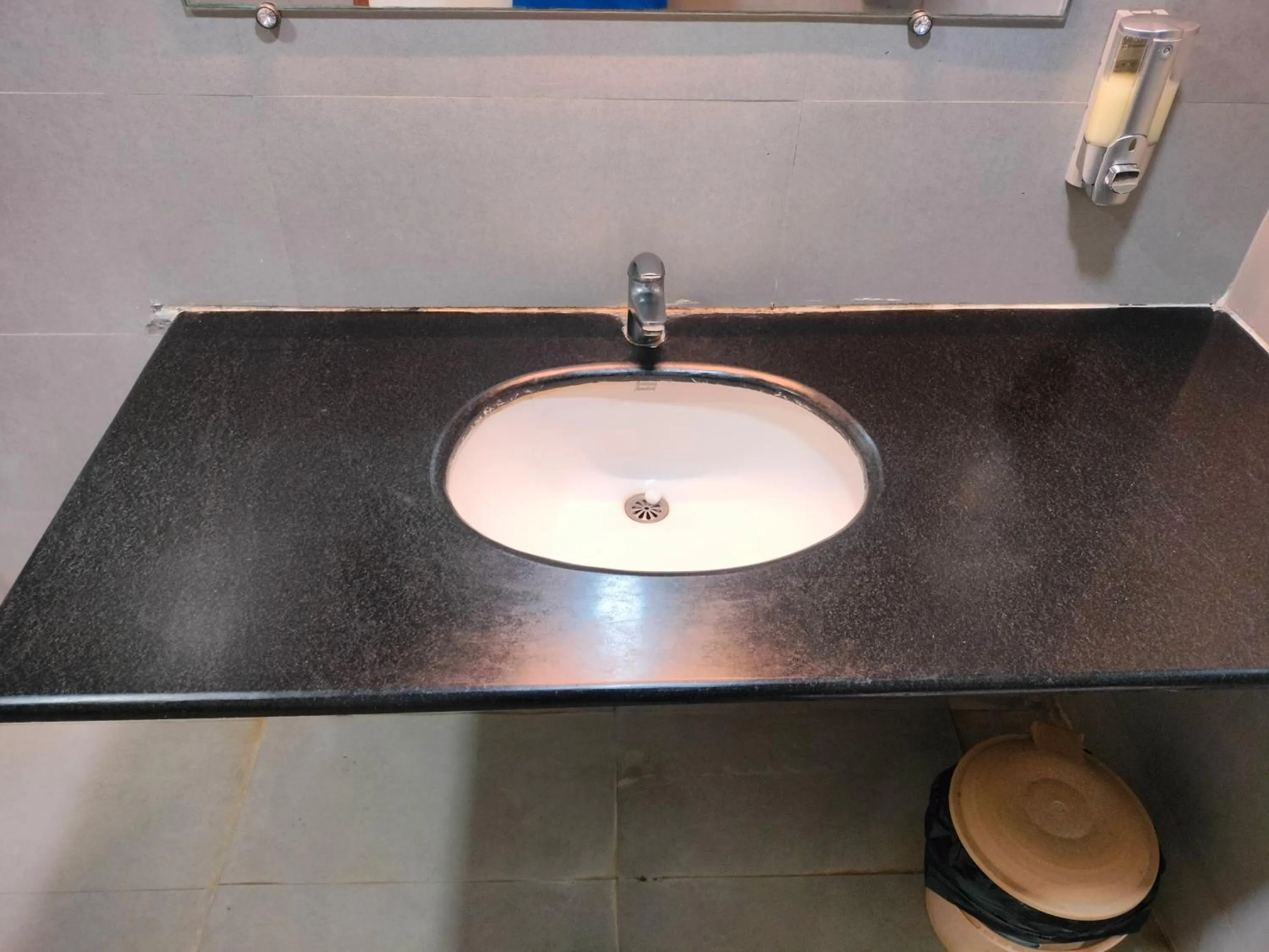 Bathroom in The Townhall (Unit of Prohotel)