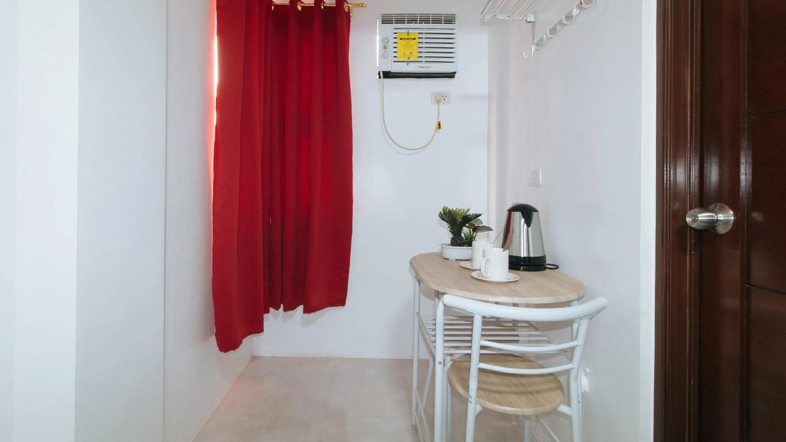 Dining area in RedDoorz near UST Sampaloc Manila