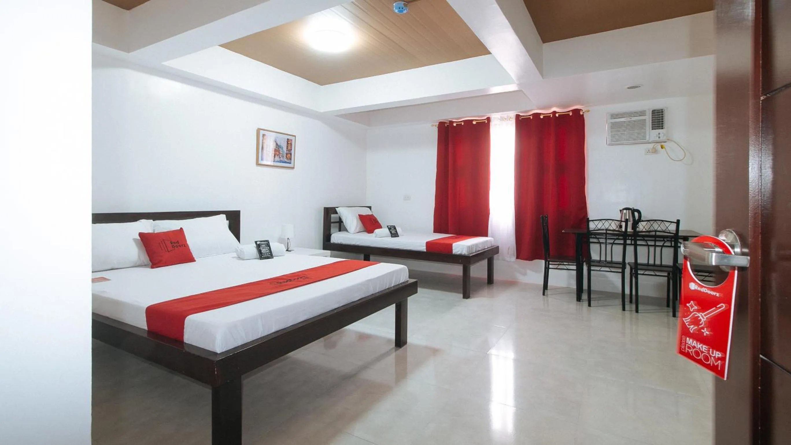 Bed in RedDoorz near UST Sampaloc Manila