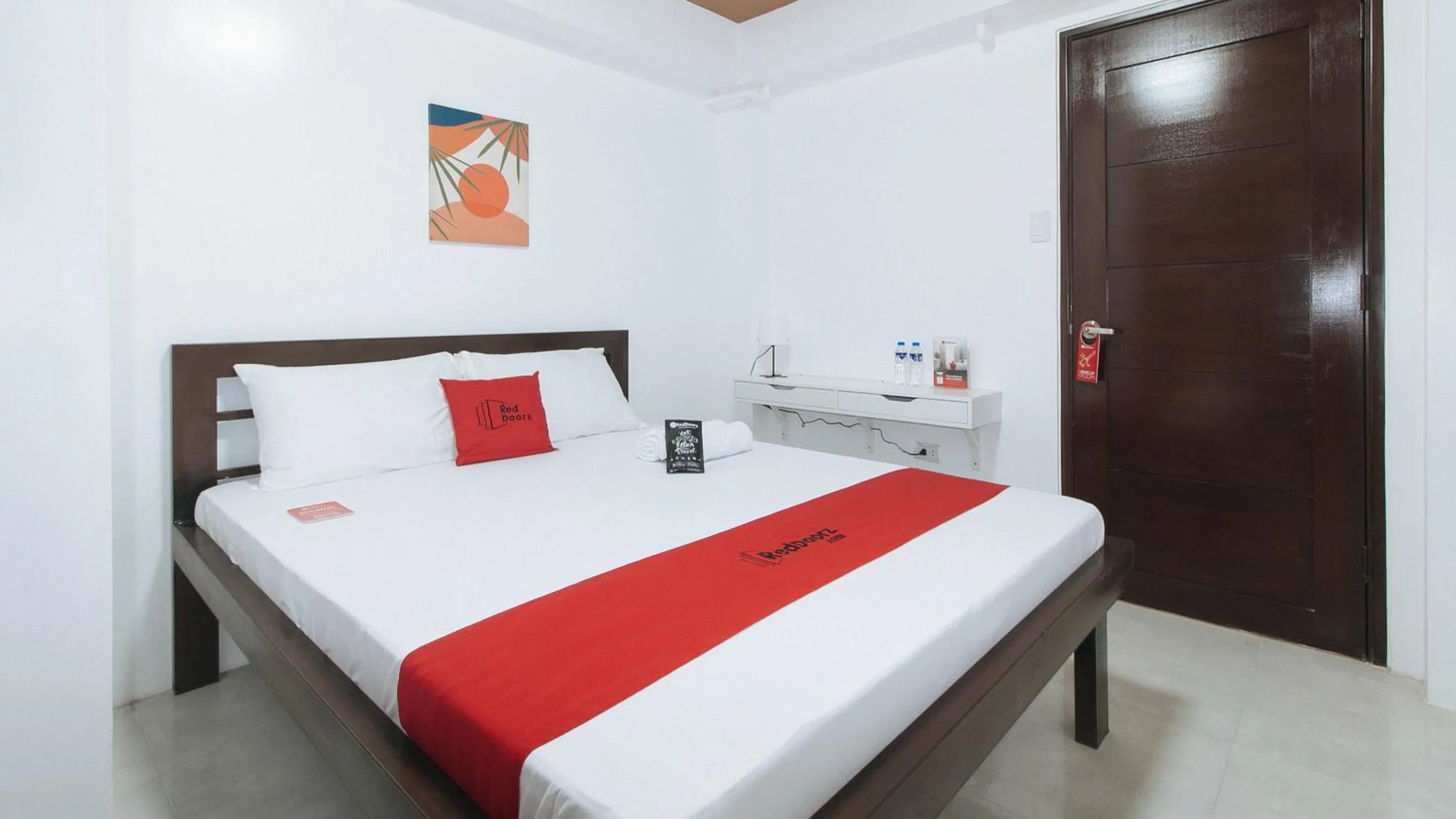 Bed in RedDoorz near UST Sampaloc Manila