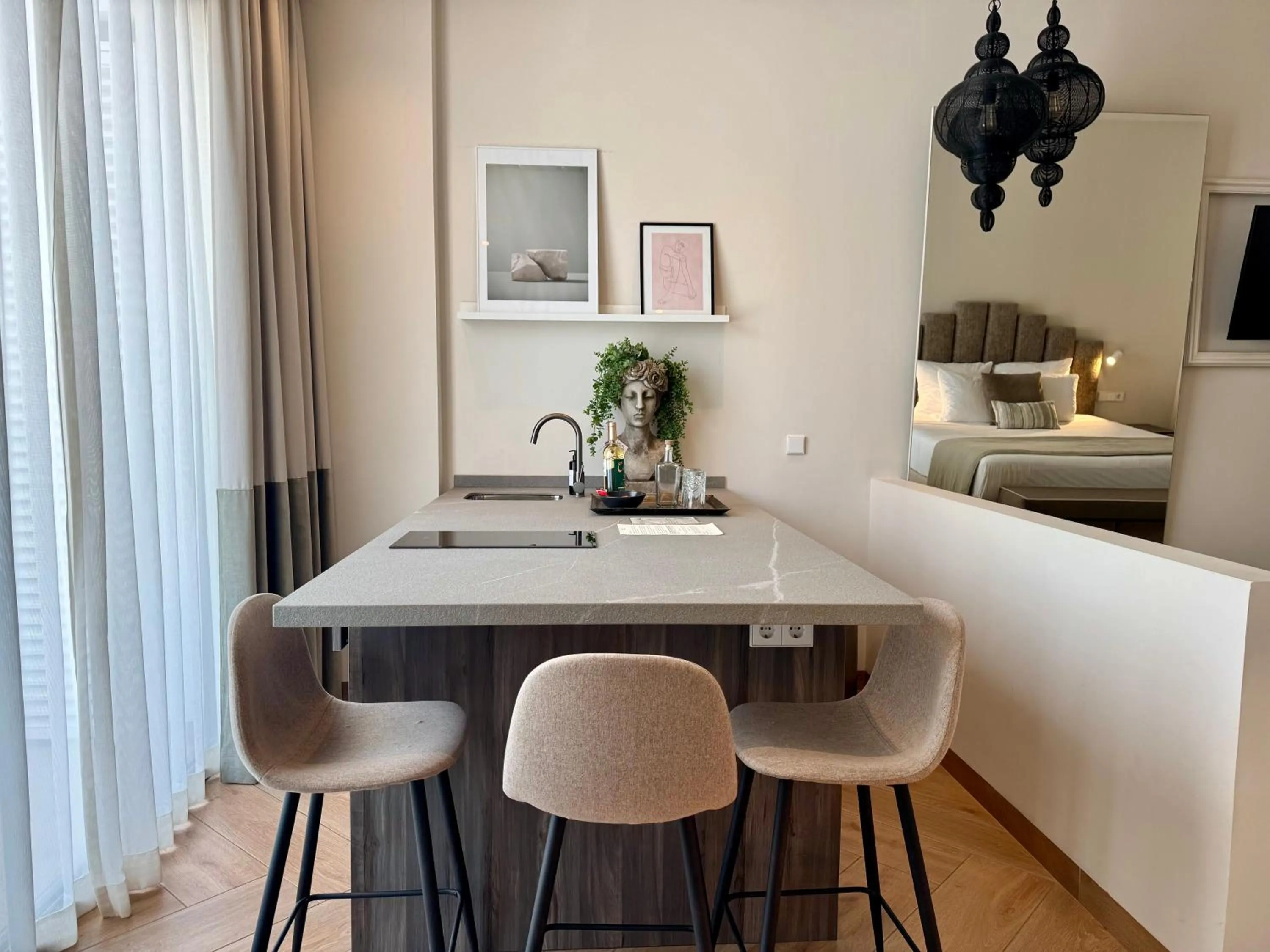 kitchen in Comfy Studios Hotel