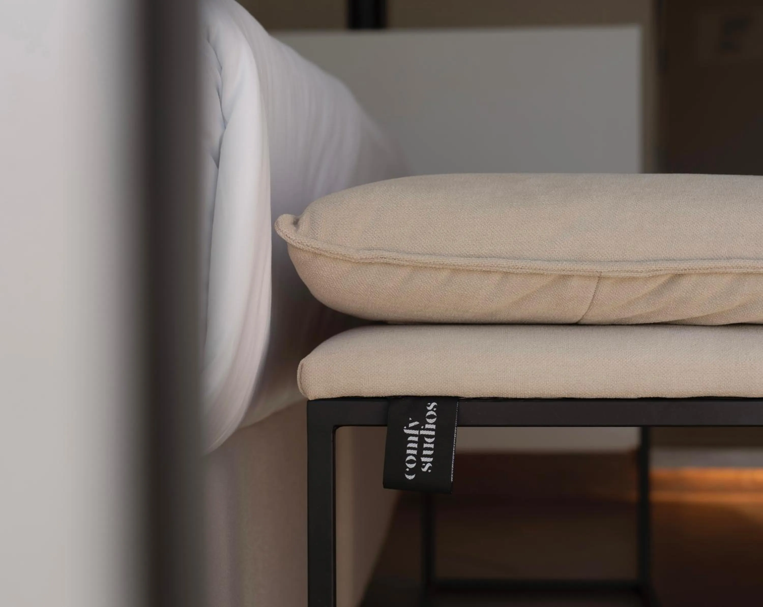 Bedroom, Bed in Comfy Studios Hotel