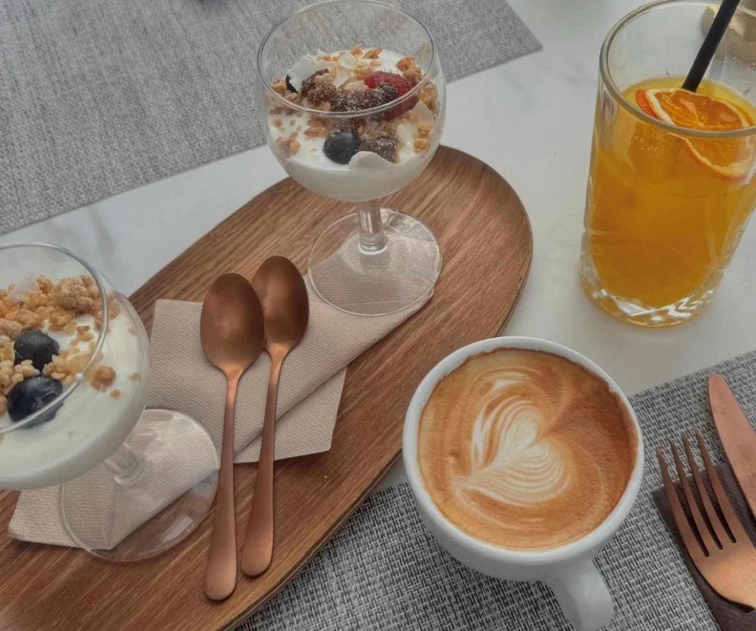 Breakfast in Comfy Studios Hotel