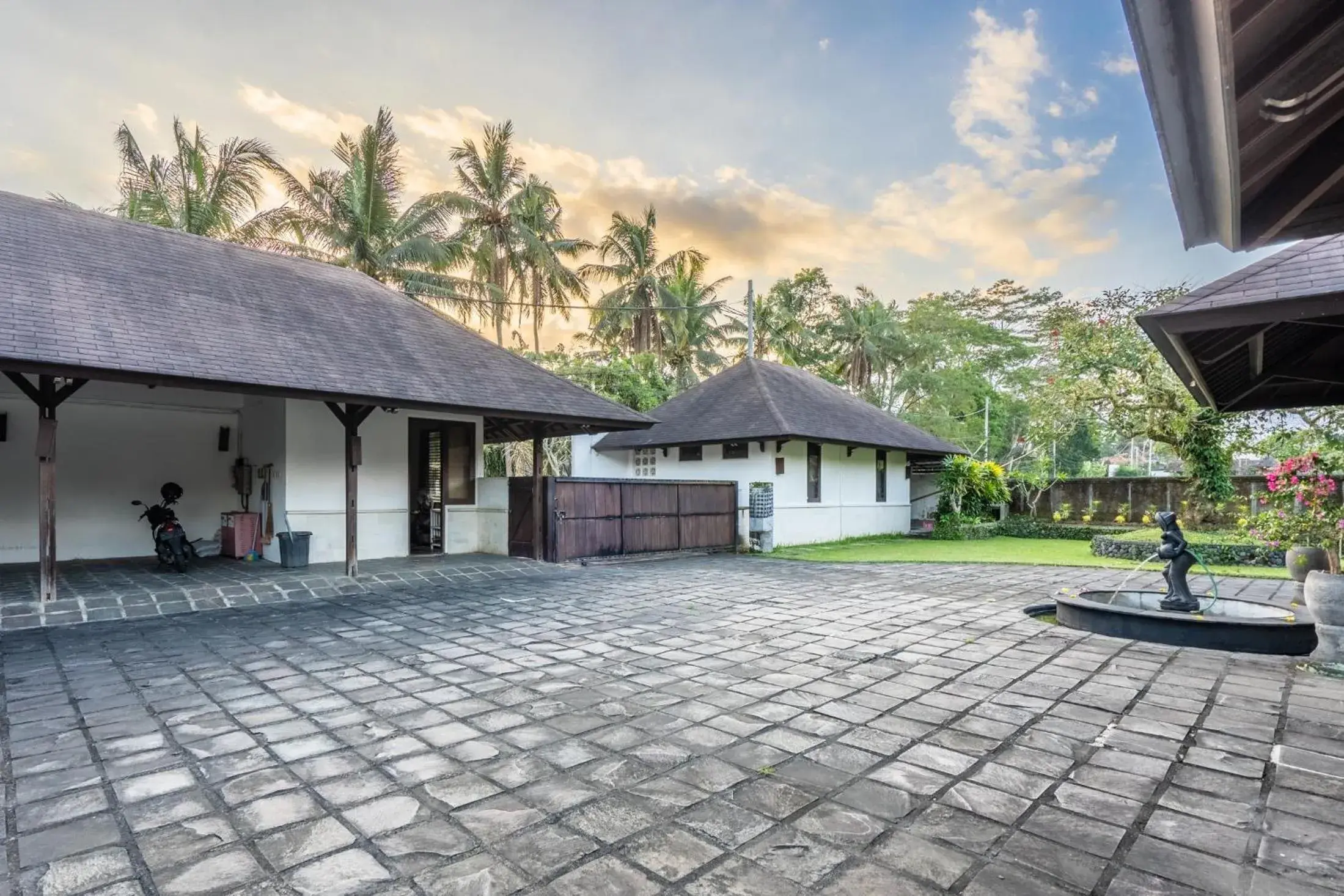 Three-Bedroom Villa in Special Nyepi Offer! Tirta Tawar Villa Ubud Three-Bedroom Villa in Special Nyepi Offer! Tirta Tawar Villa Ubud