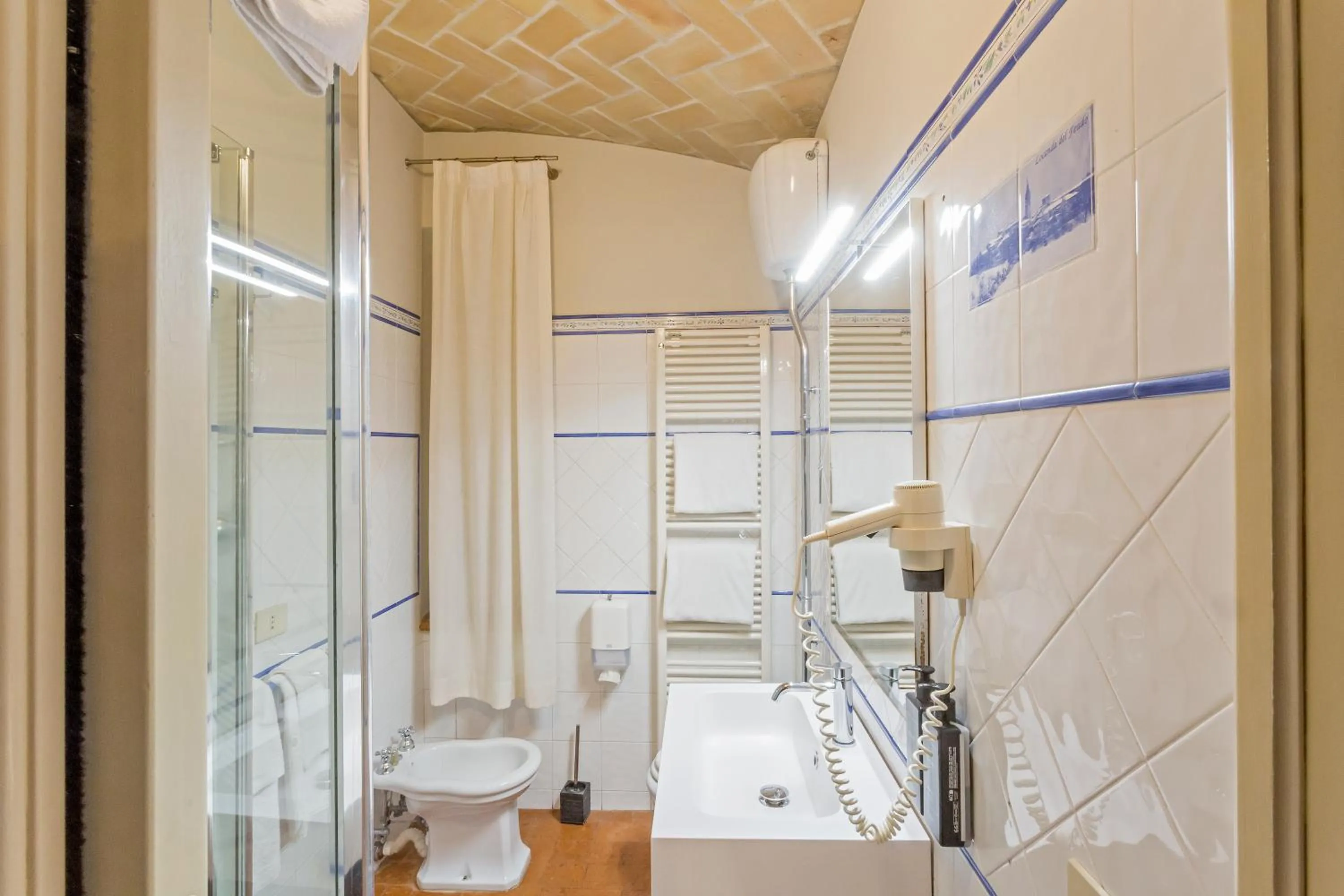 Bathroom in Locanda Del Feudo Suite & Restaurant