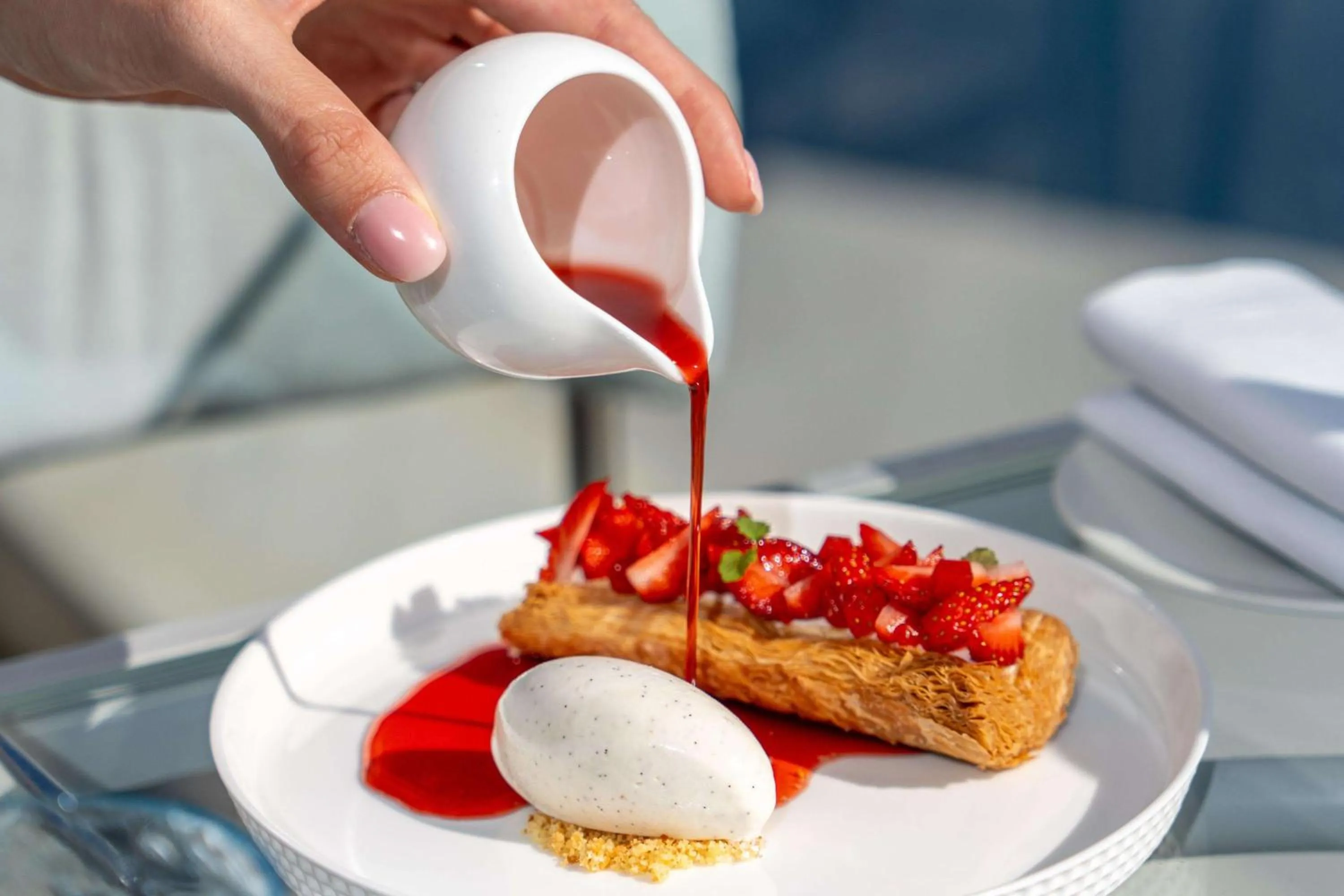 Restaurant/places to eat in The Maybourne Riviera, Maybourne