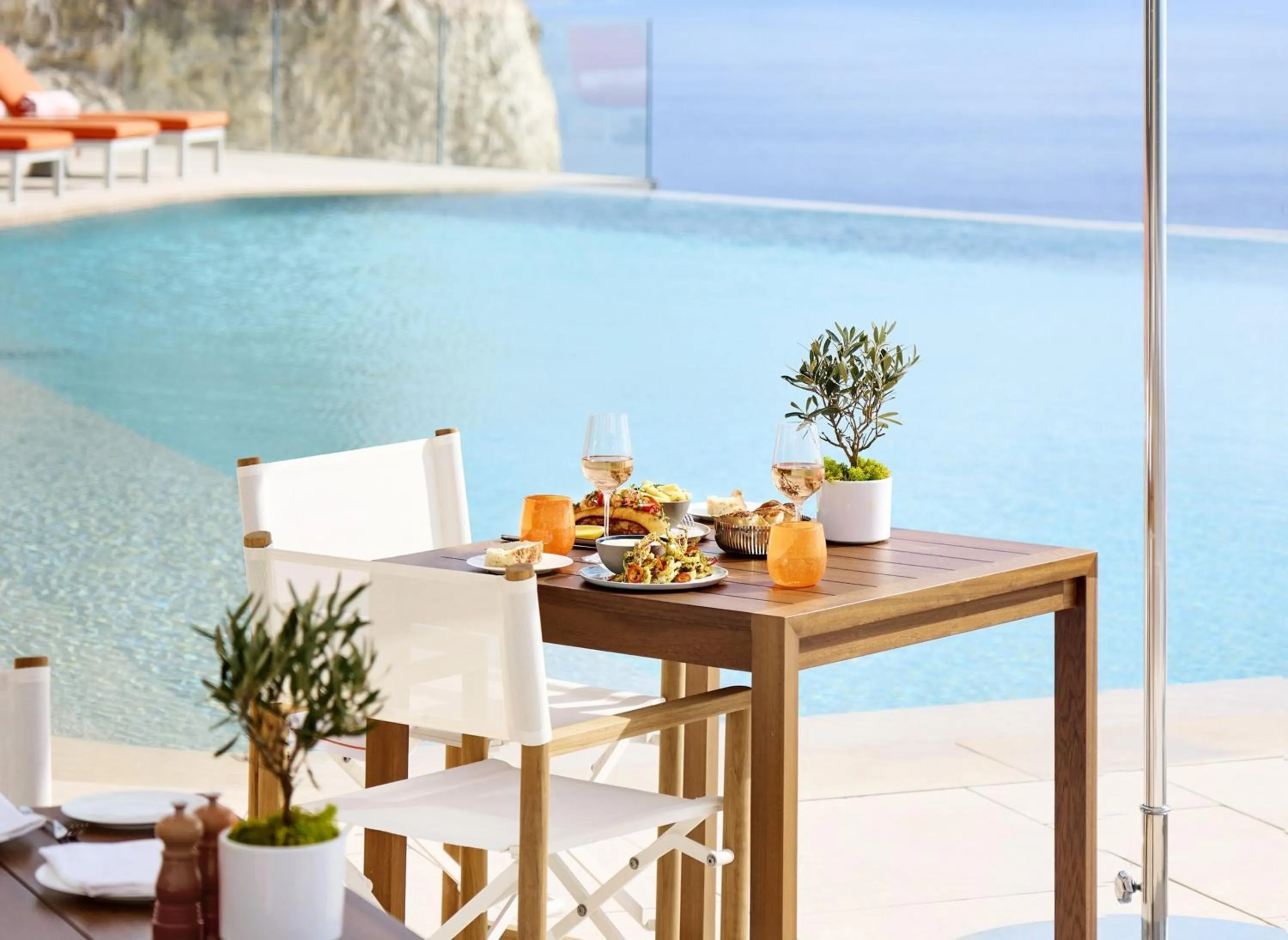 Restaurant/places to eat in The Maybourne Riviera, Maybourne