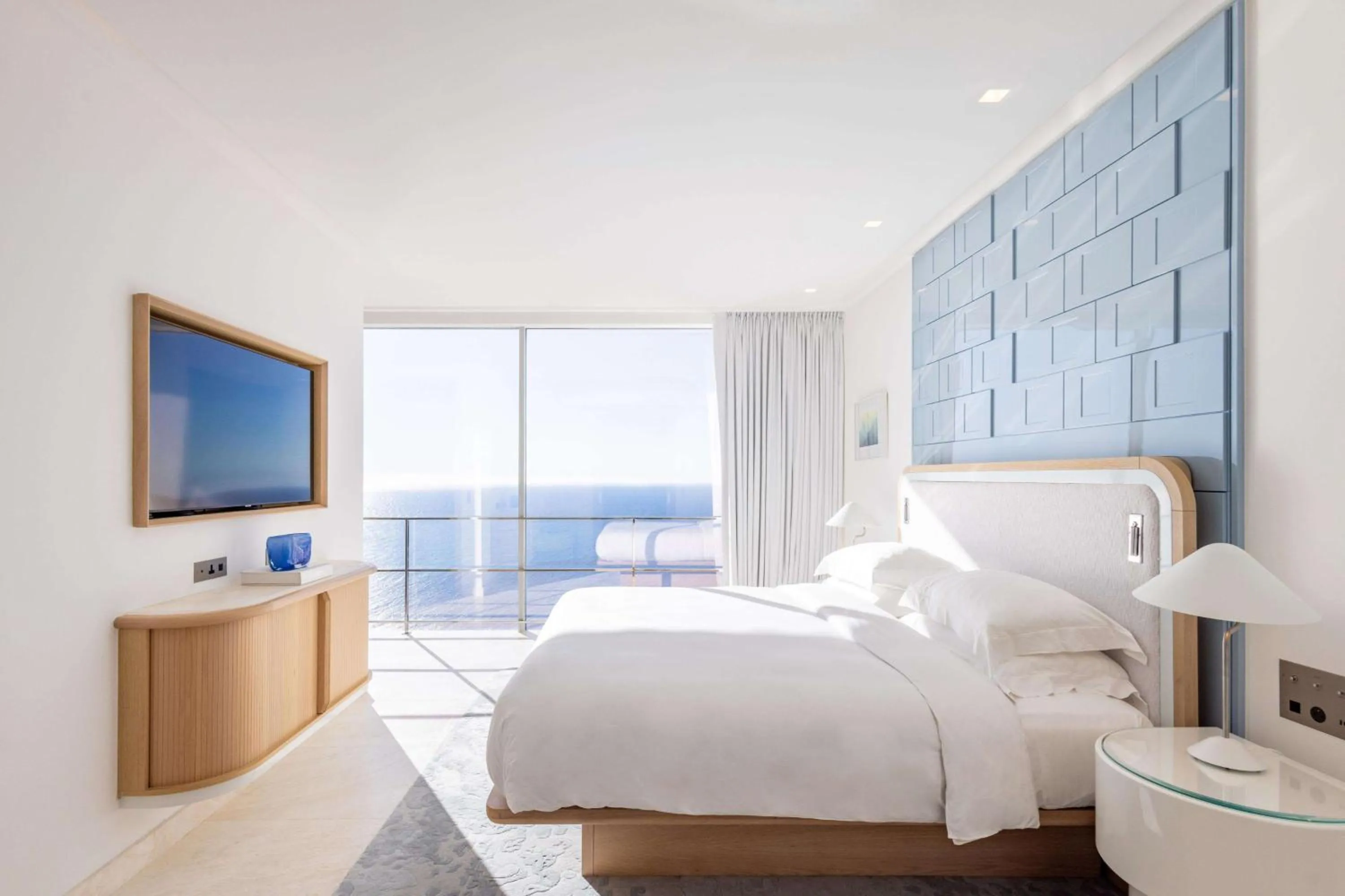 Photo of the whole room, Bed in The Maybourne Riviera, Maybourne