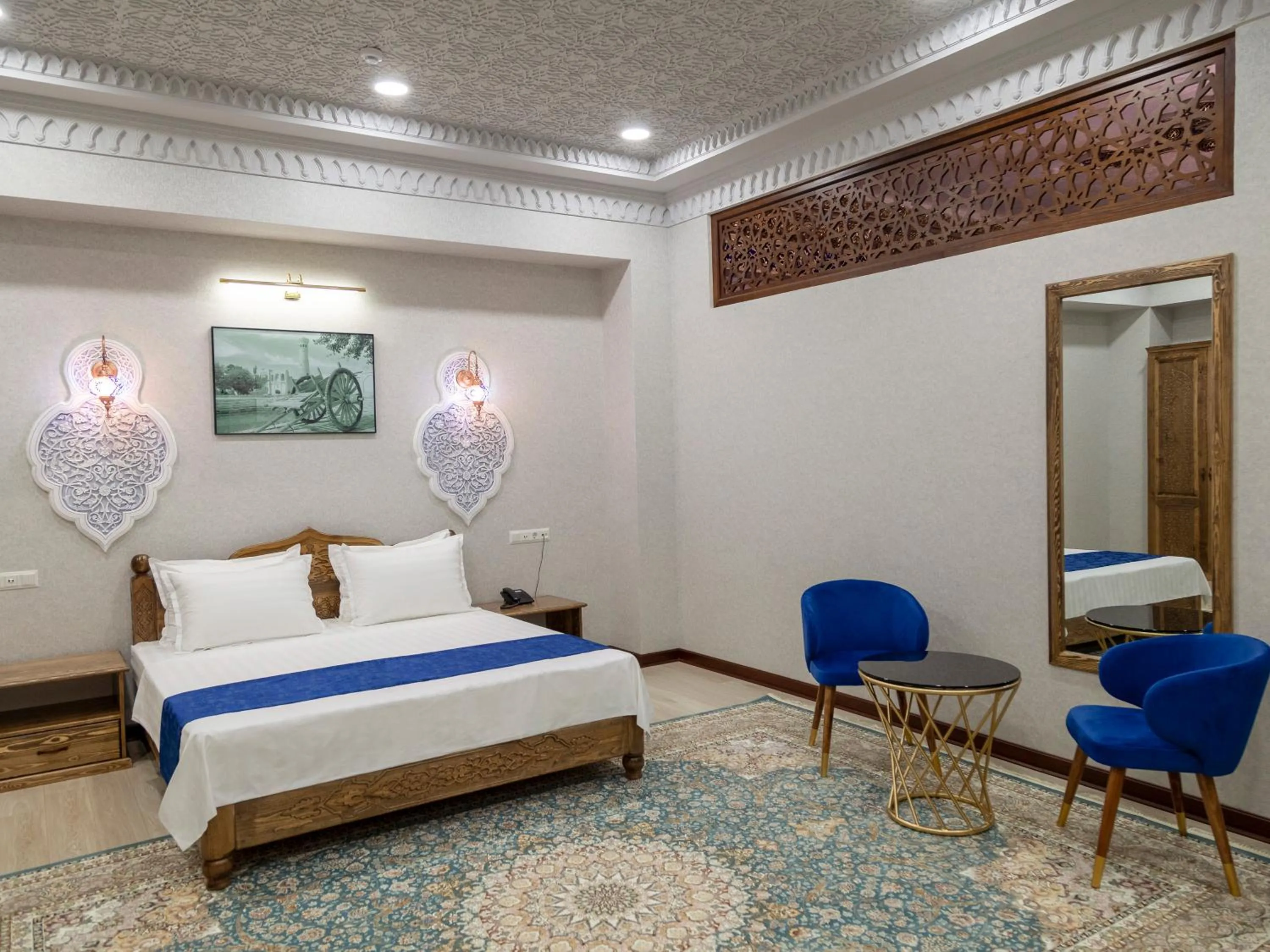 Bedroom, Bed in Paradise Plaza Luxury Hotel