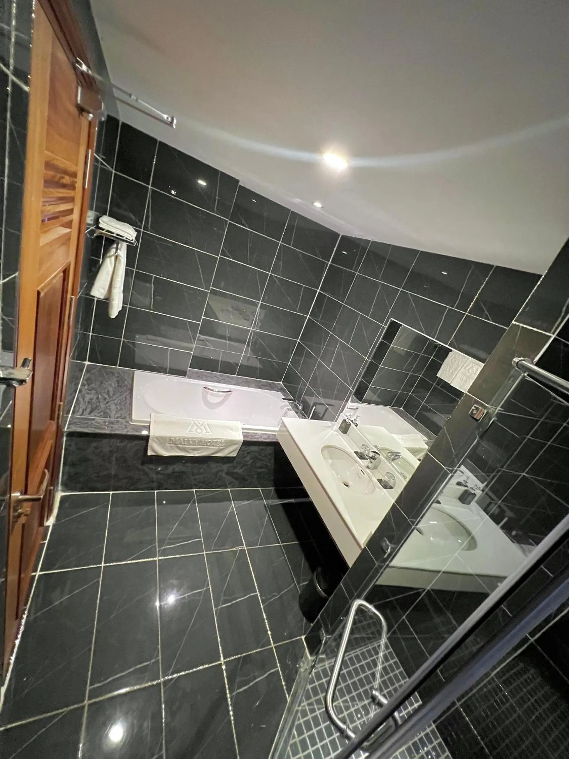 Bathroom in Mai Vy Hotel Tay Ninh