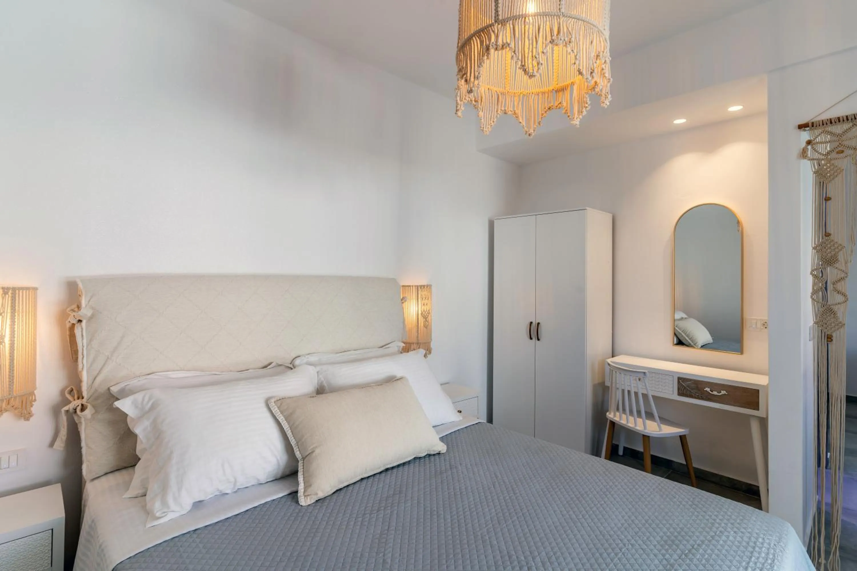 Bed in SantoRossa Luxury Villas