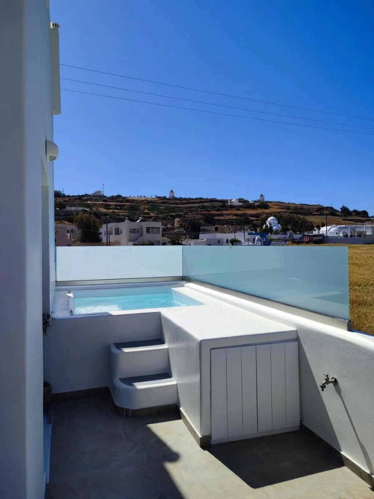 Hot Tub in SantoRossa Luxury Villas