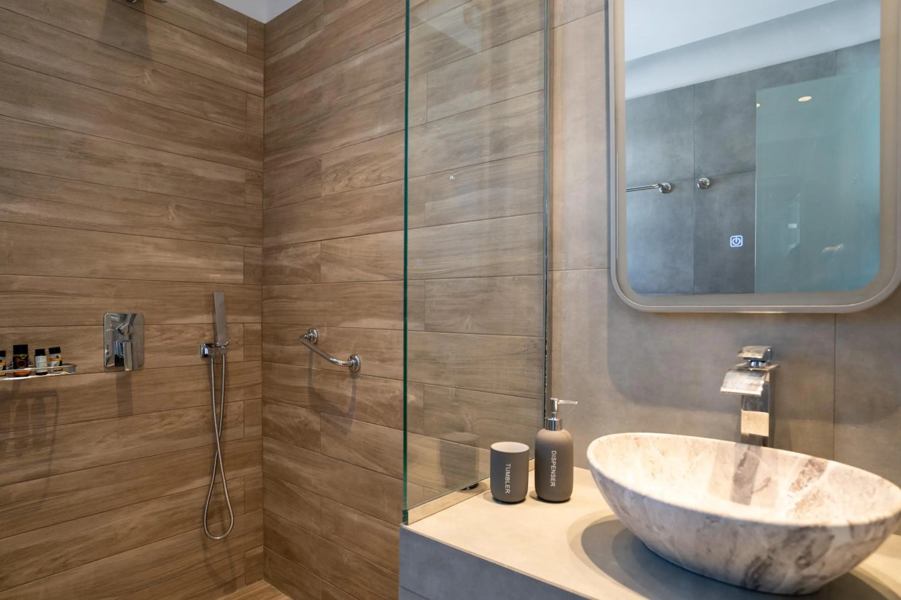 Shower in SantoRossa Luxury Villas