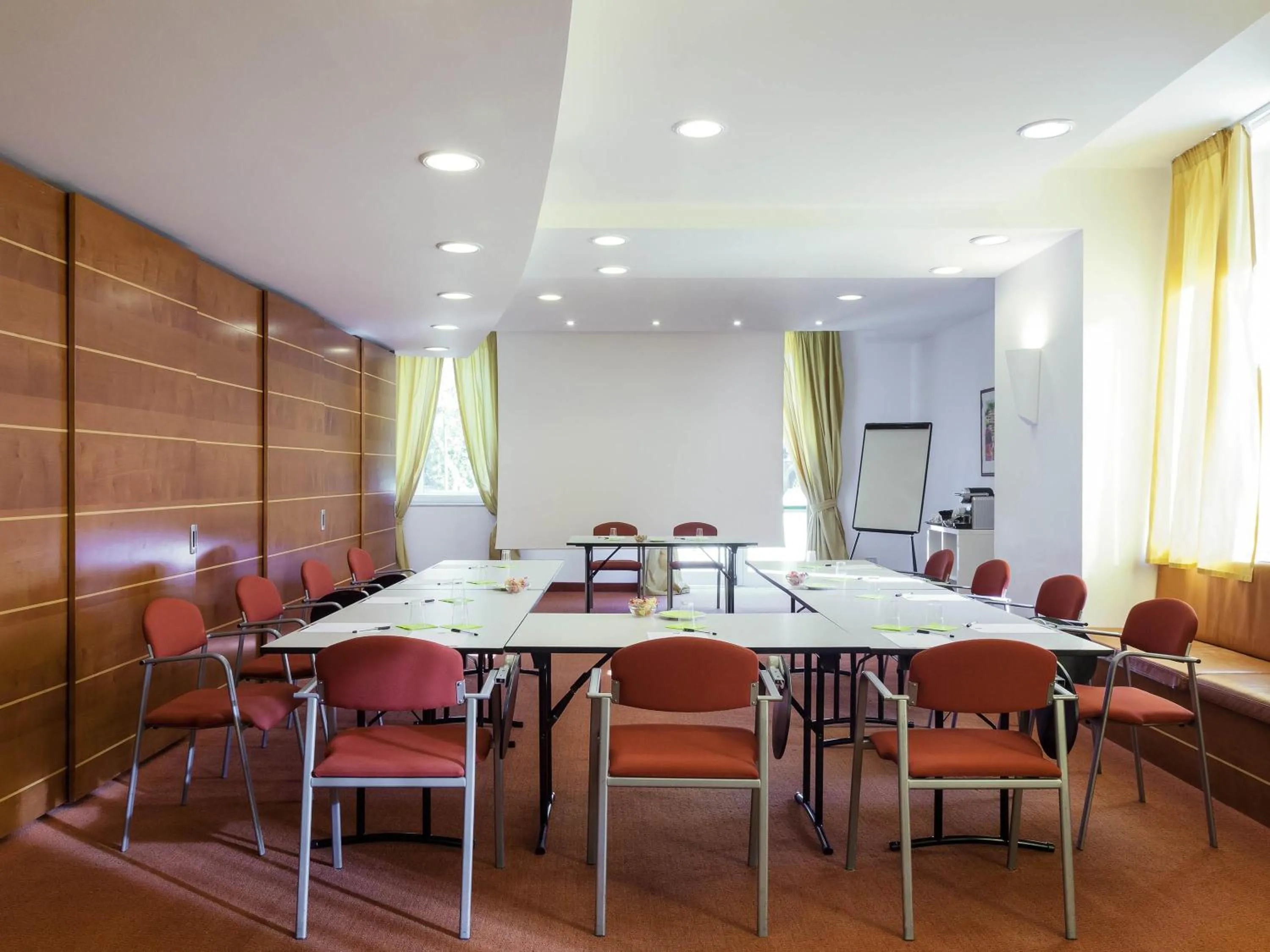Meeting/conference room in Ibis Styles Bari Giovinazzo