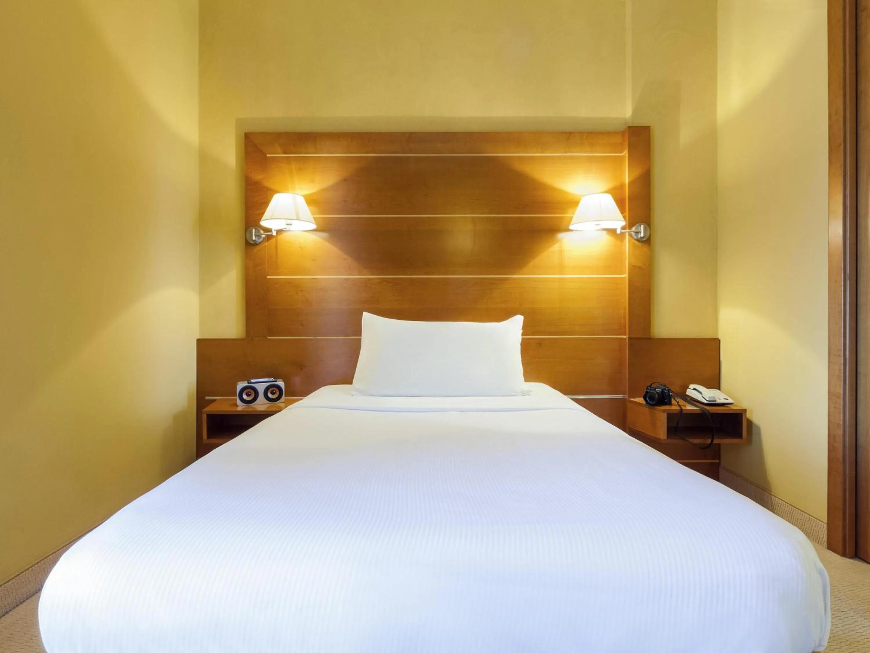 Bedroom, Bed in Ibis Styles Bari Giovinazzo