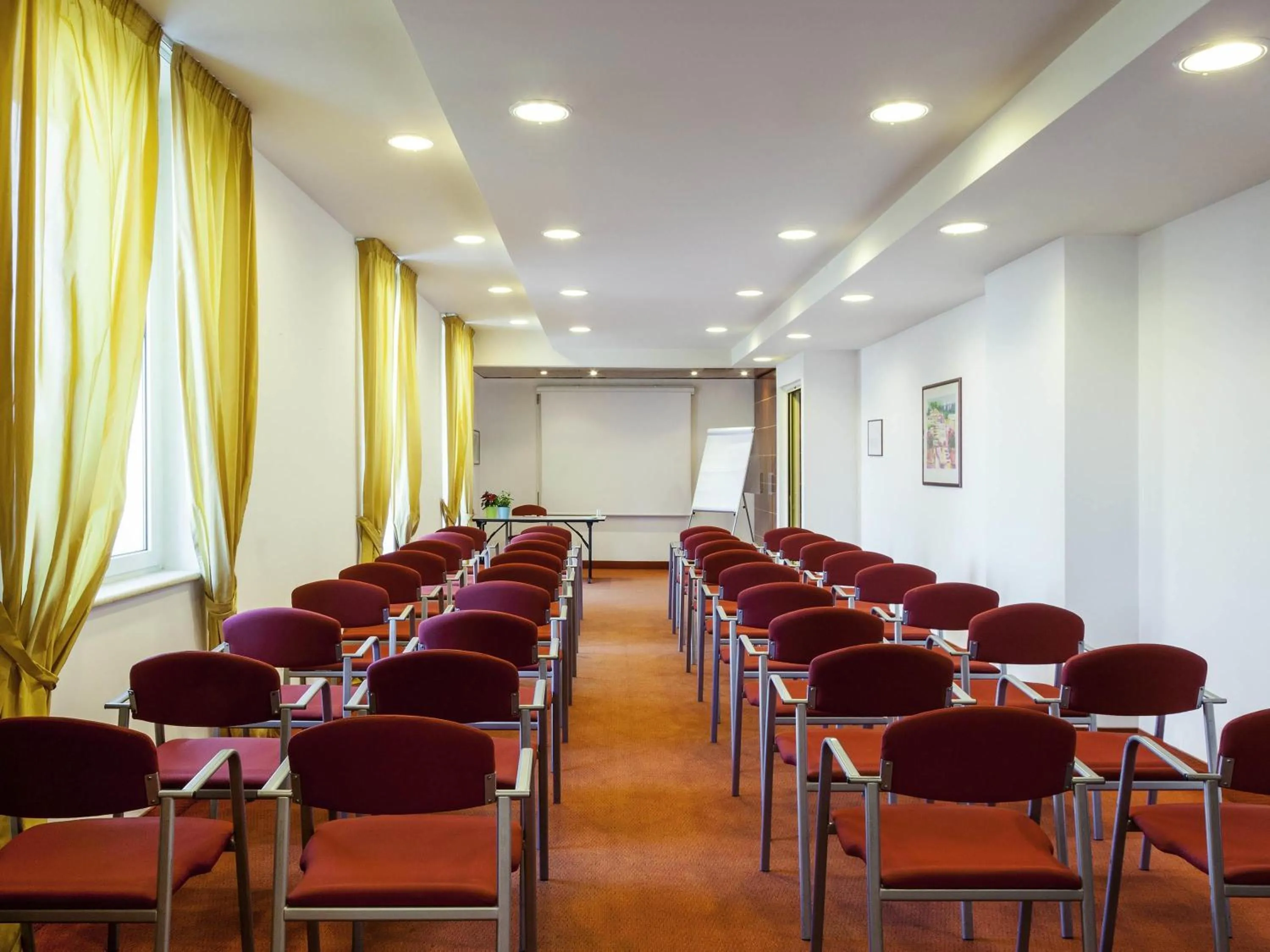Meeting/conference room in Ibis Styles Bari Giovinazzo